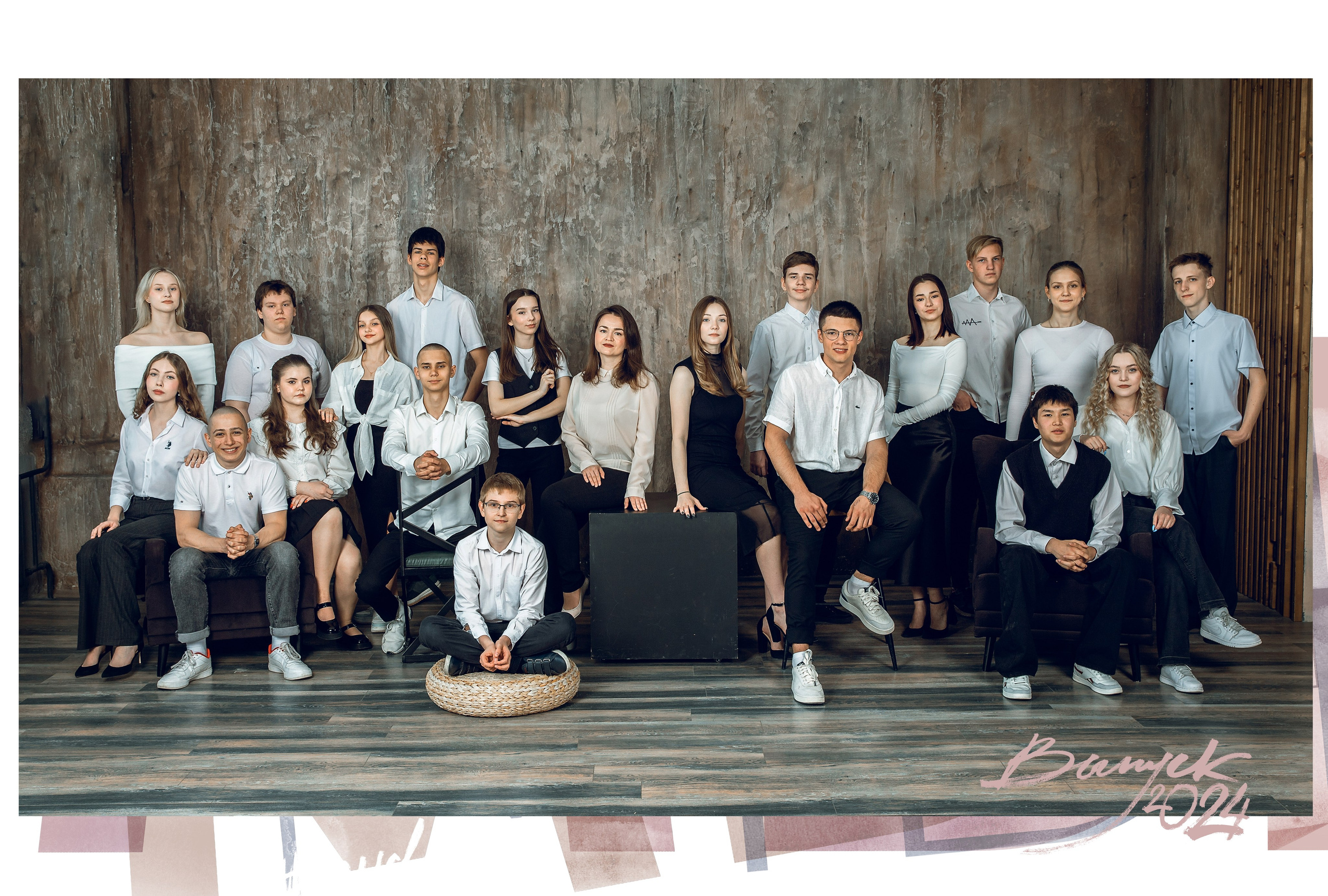 Выпускные альбомы для старших классов. Выпускные школьные фото­альбомы для школ и детских садов в Волгограде и Волжском