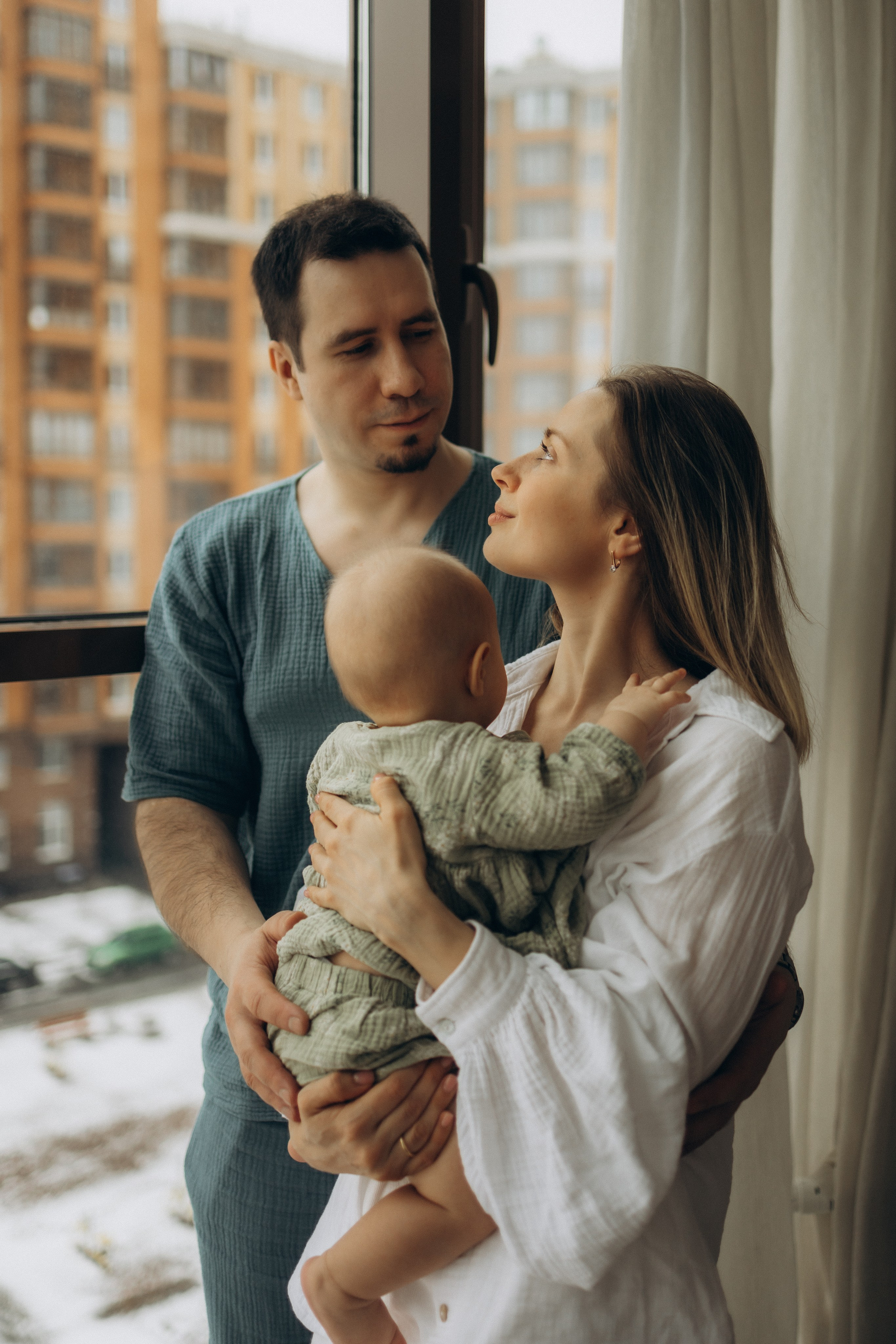 Полина, Максим и малышка Нина. Семейный, домашний, ньюборн фотограф Москва Цветкова Елизавета