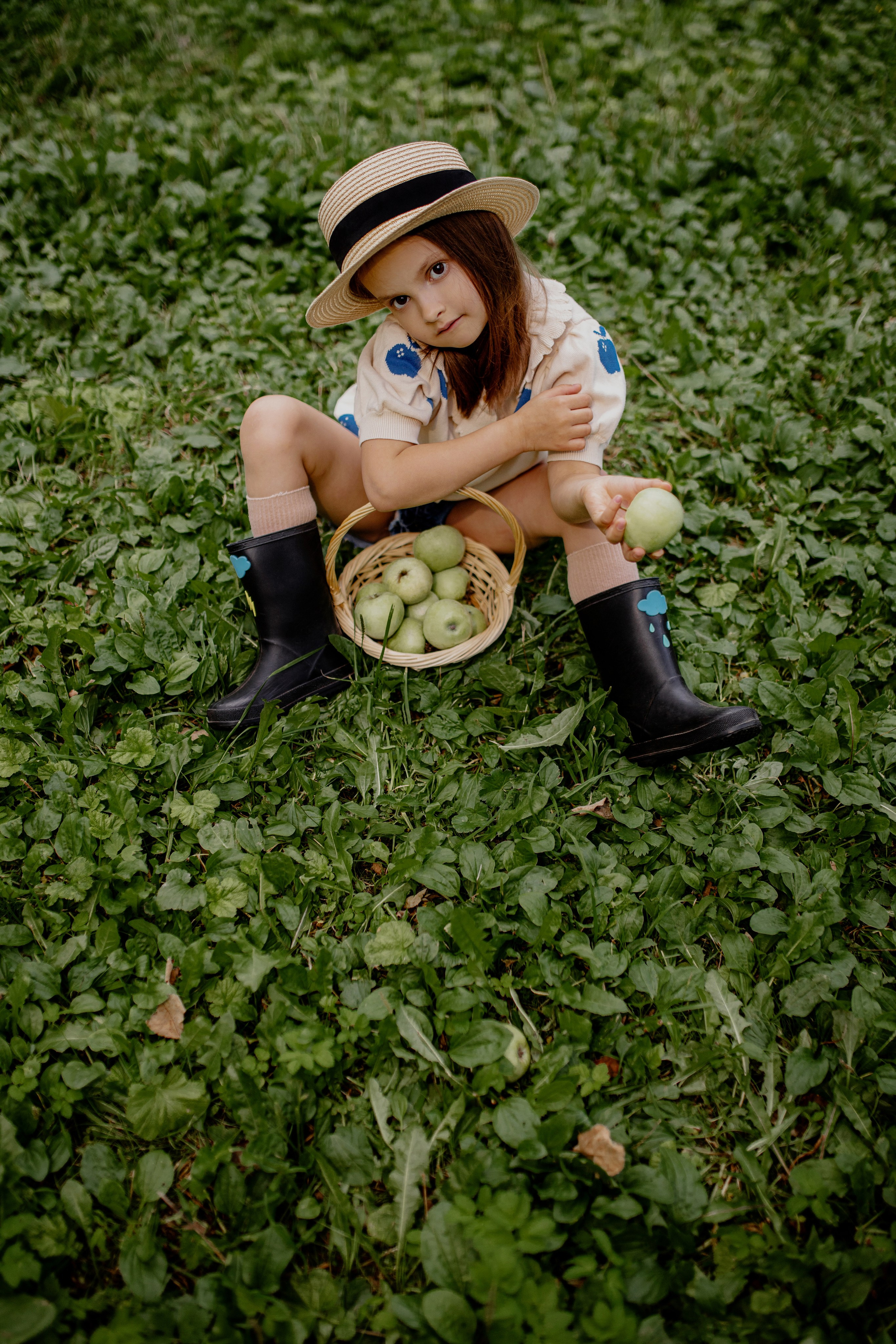 Яблочные настроения Лилу. Портретный фотограф Александра Птица. Снимаю истории о вас