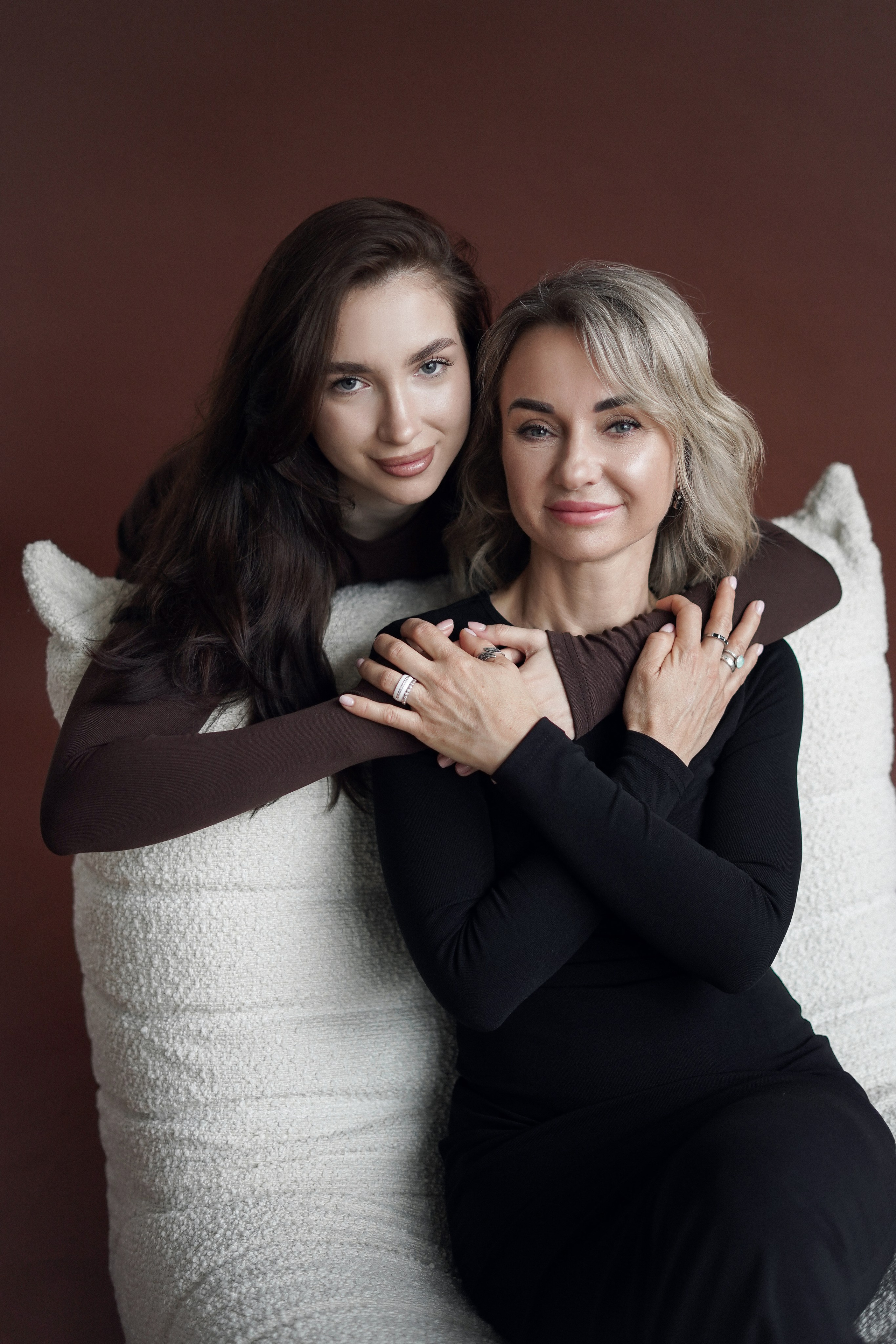 Василиса и Анна. Свадебный и портретный фотограф в Санкт-Петербурге Софья Каркачева