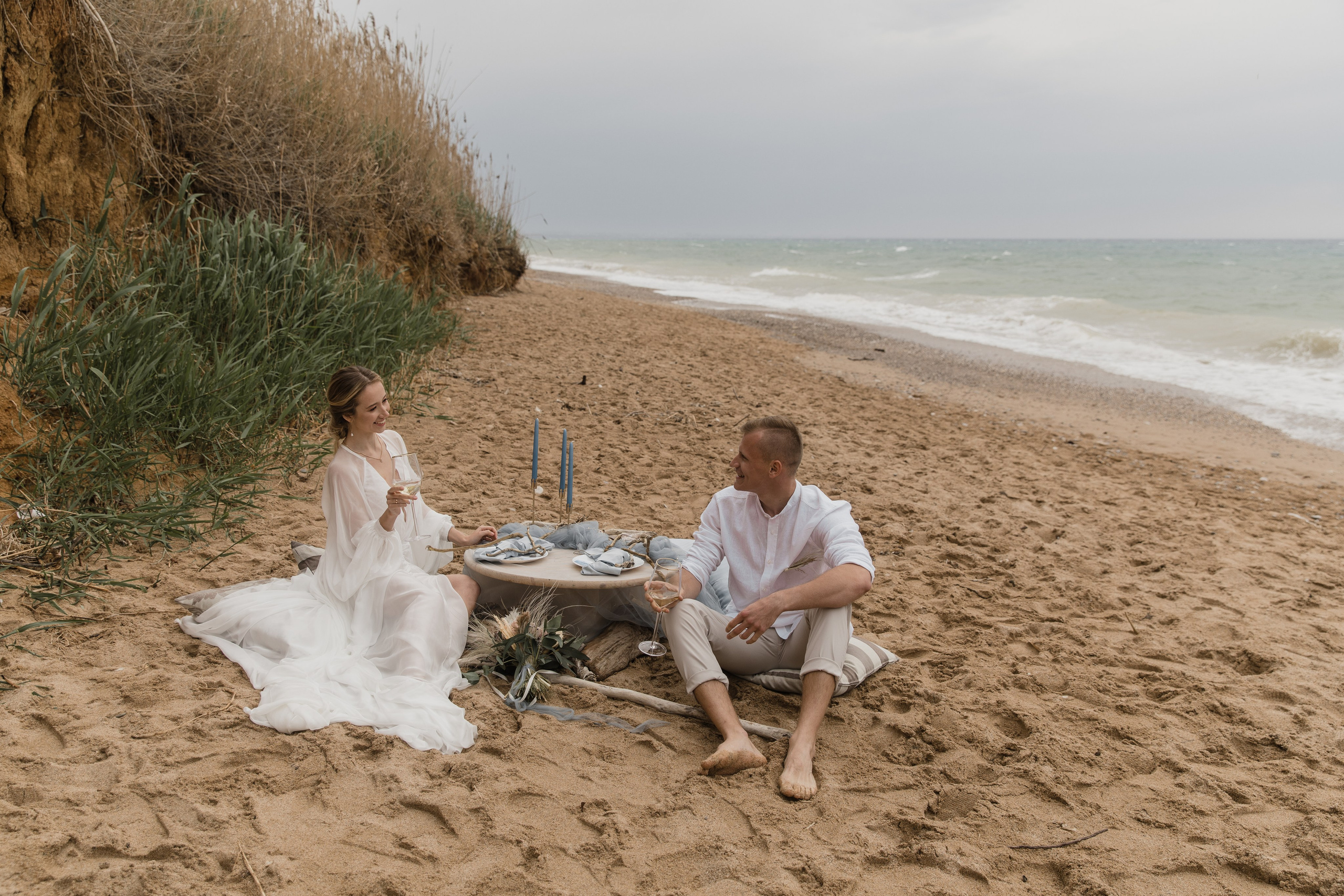 На берегу моря…. СВАДЕБНЫЙ ФОТОГРАФ В КРЫМУ И СЕВАСТОПОЛЕ