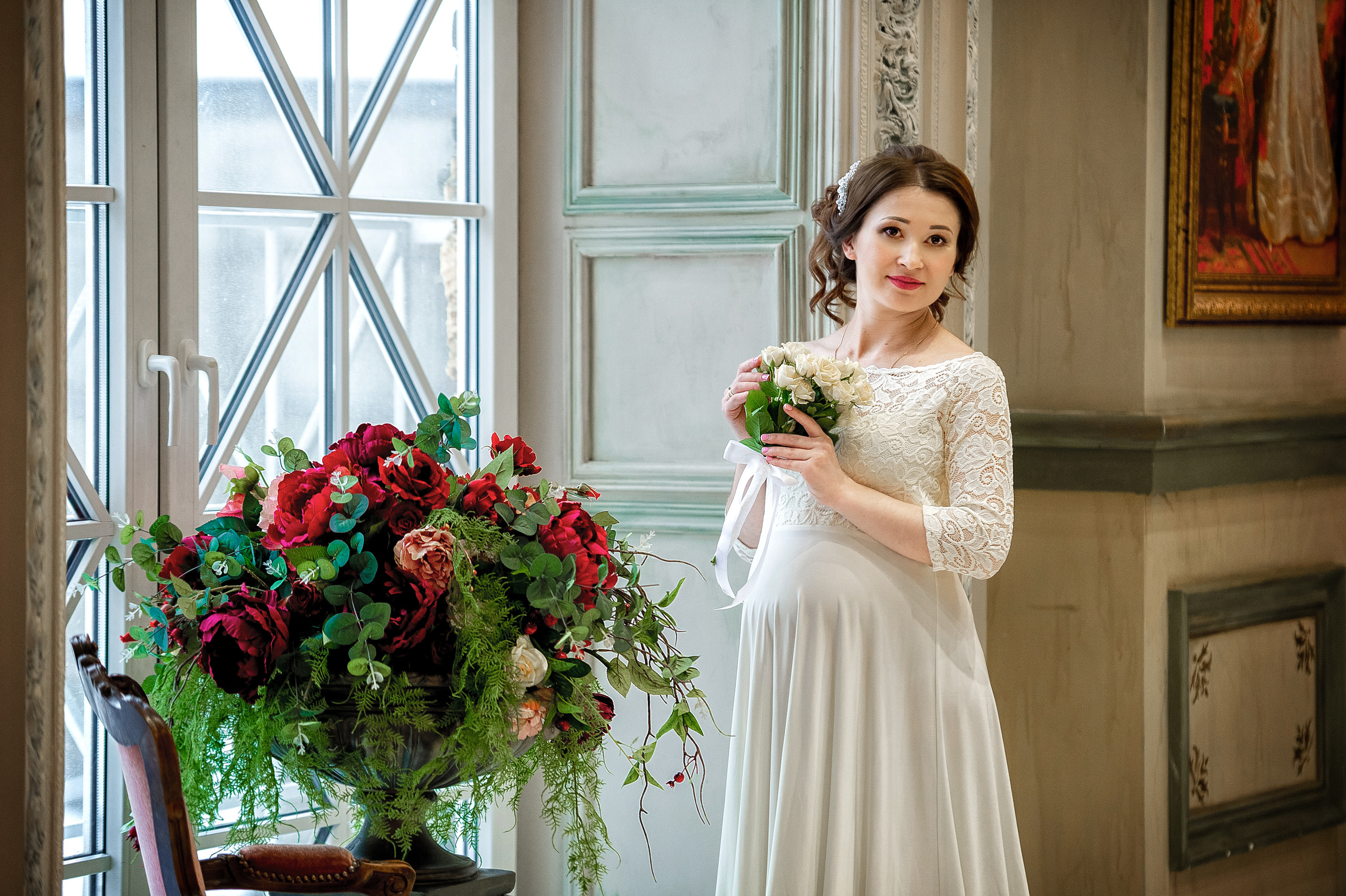 Фотосъёмка беременных в новогодней фотостудии. Свадебный фотограф Наталья Немцева в Санкт-Петербурге