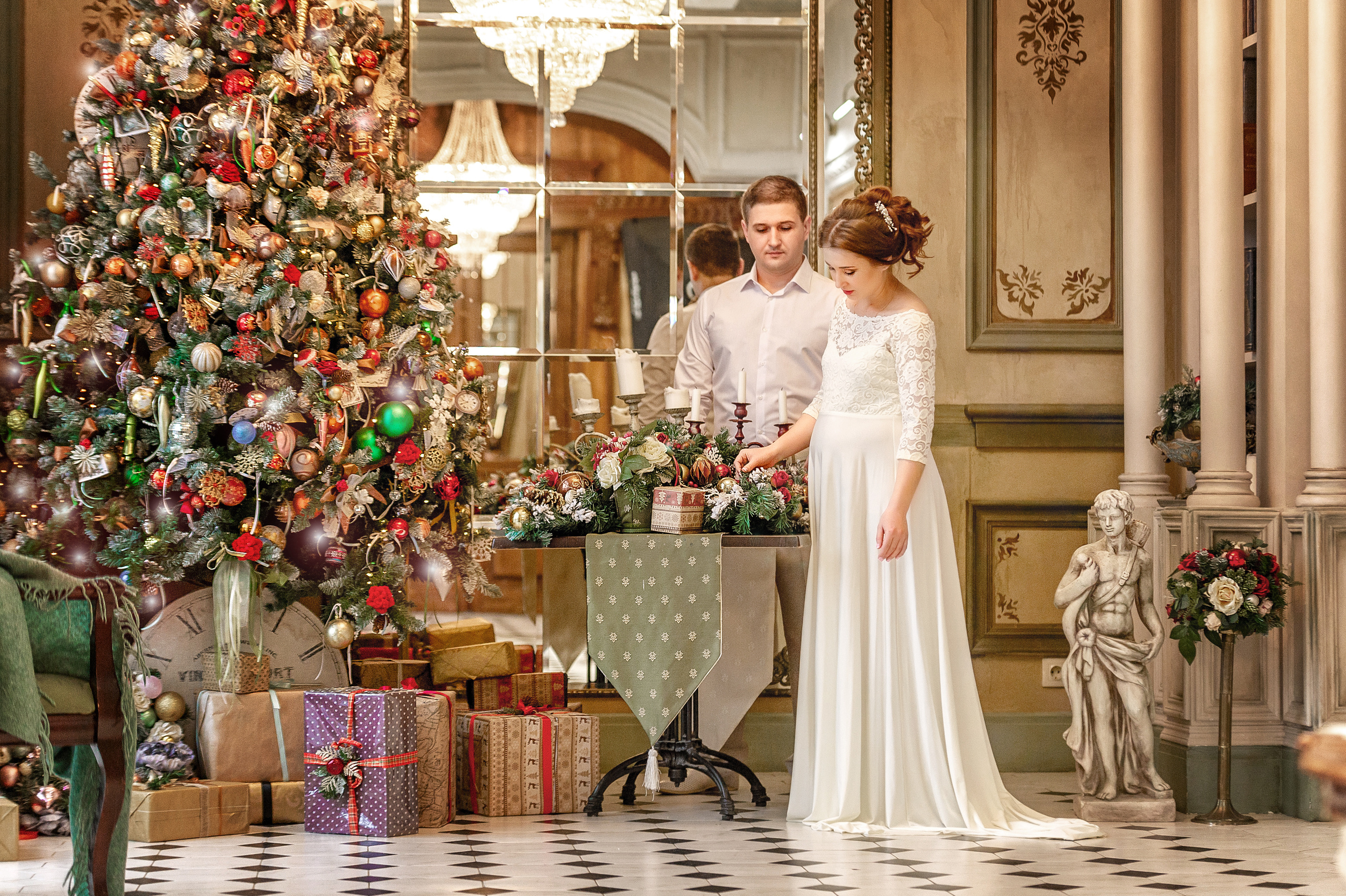 Фотосъёмка беременных в новогодней фотостудии. Свадебный фотограф Наталья Немцева в Санкт-Петербурге