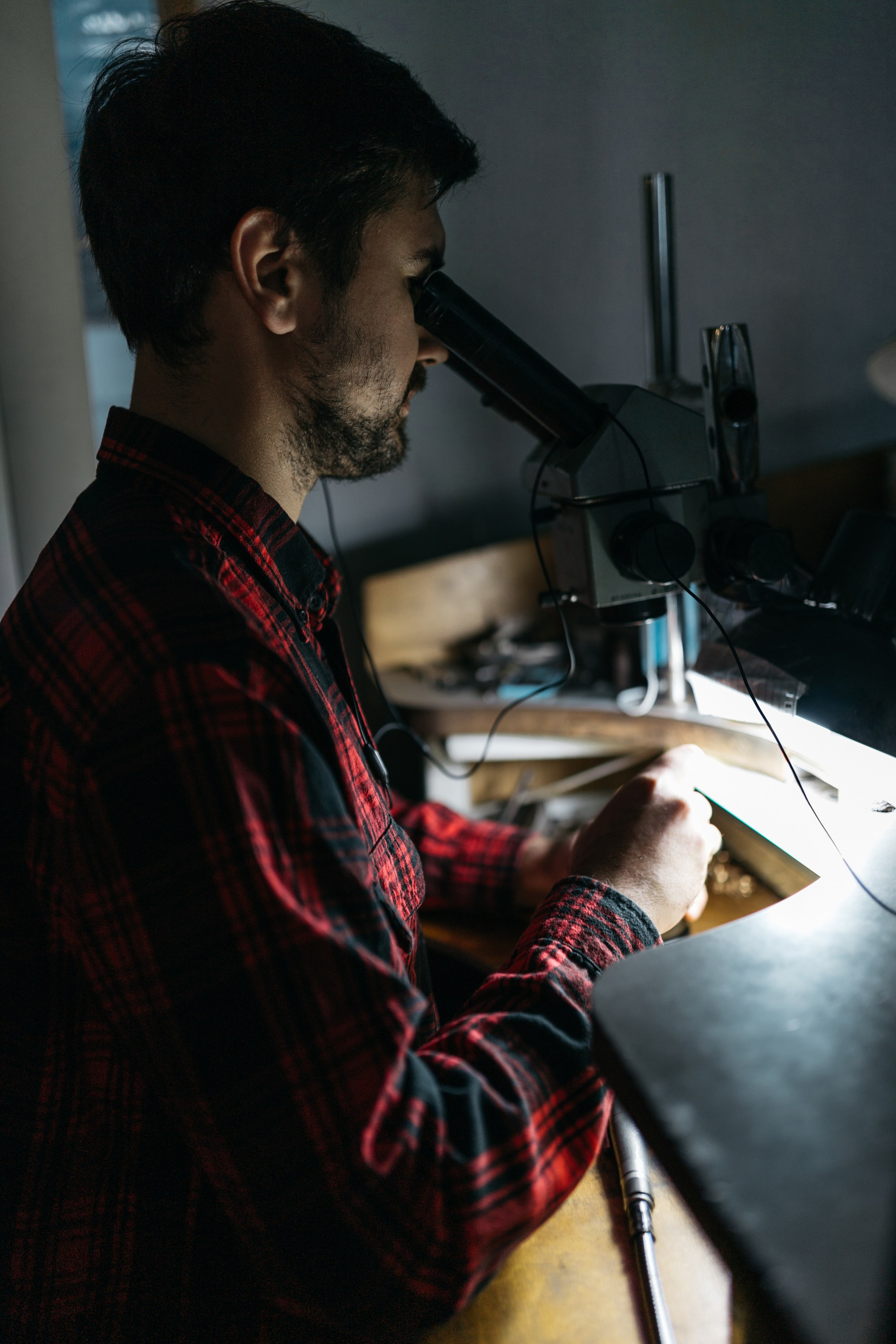 Промышленный репортаж ювелирного производства. Фотограф Олег Сотник