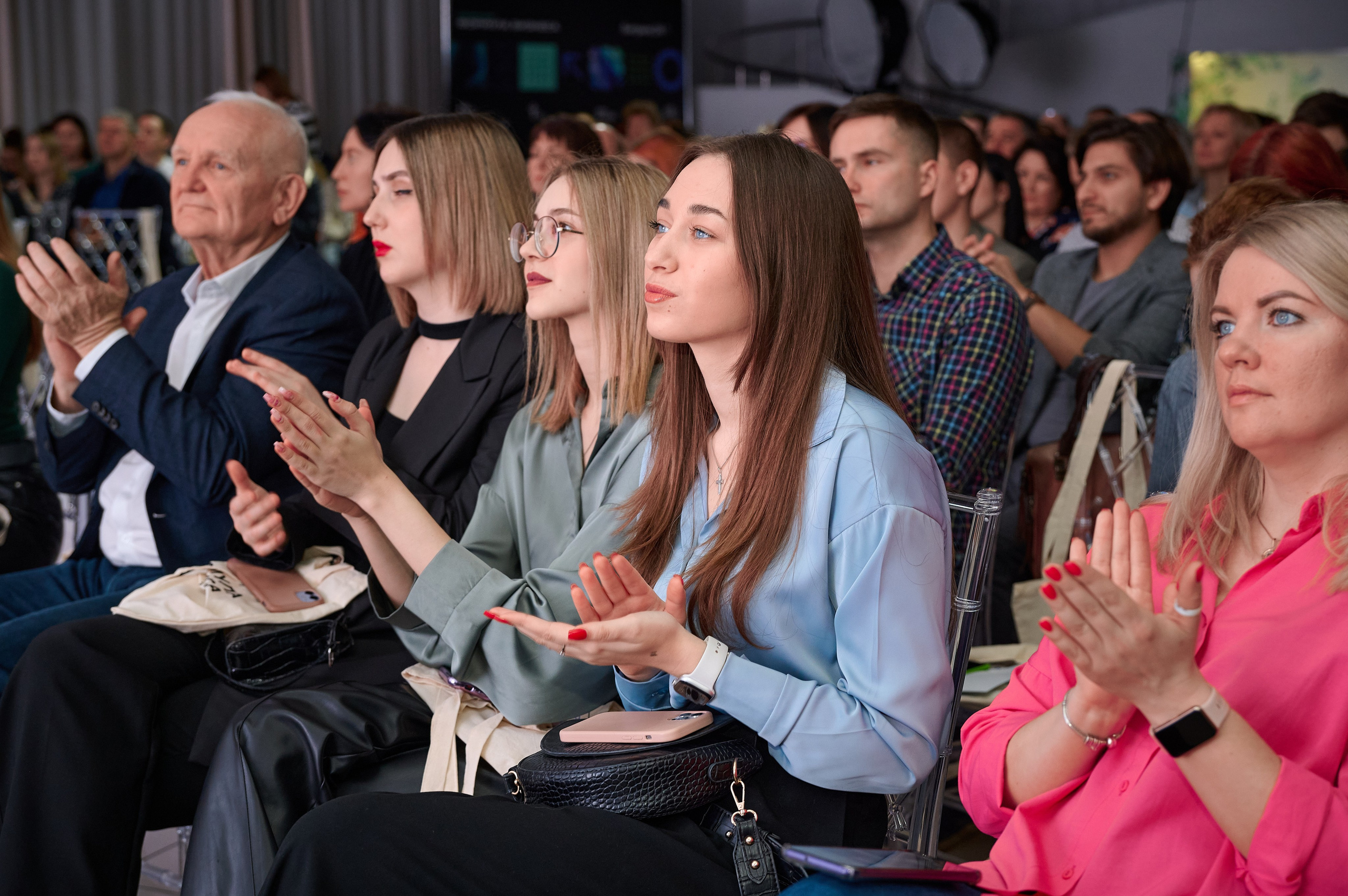 Битрикс 24 конференция по бизнесу. Фотограф Опыт Качество Скорость Горный Алтай Барнаул