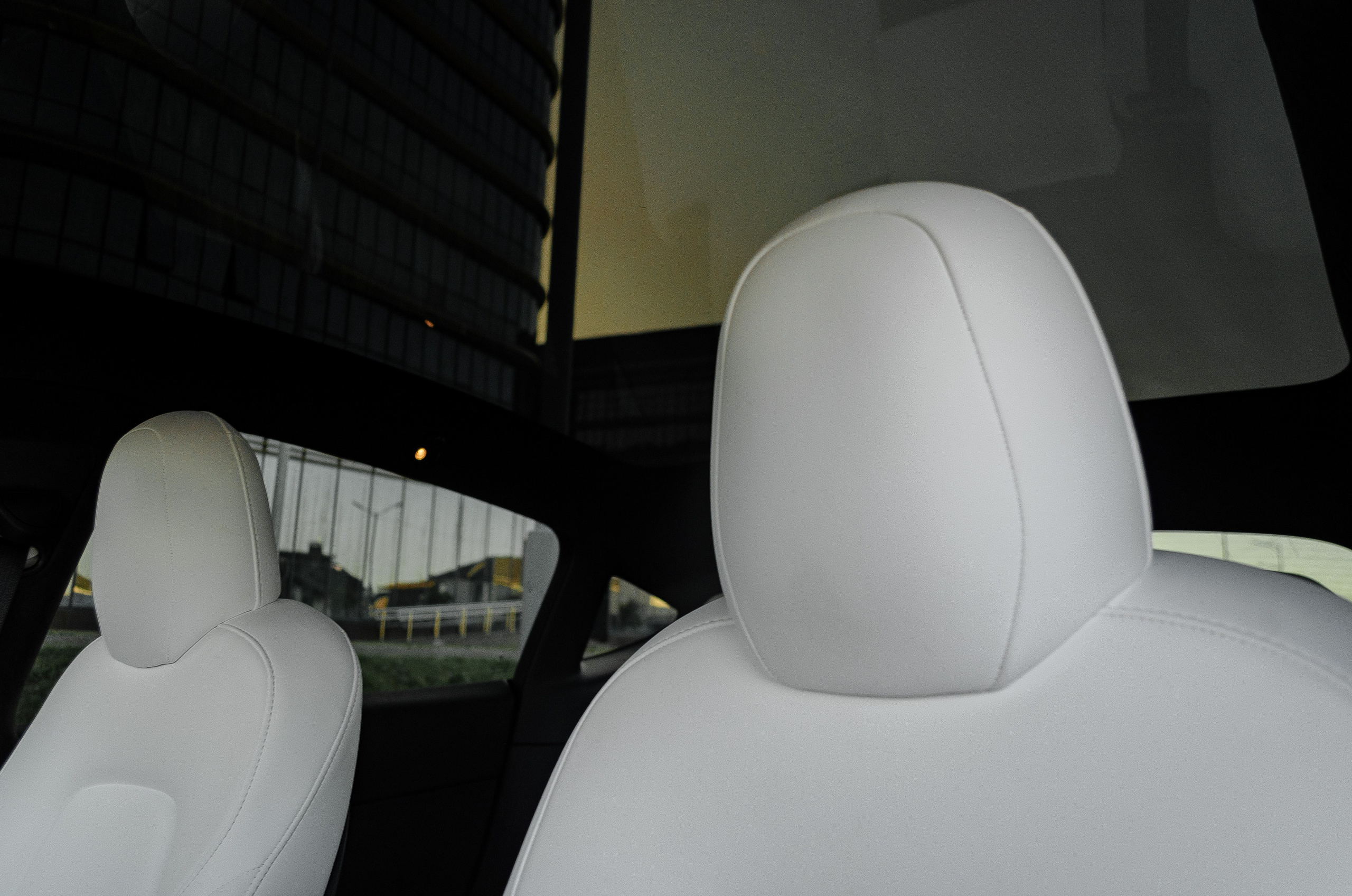 Tesla. Автомобильный и интерьерный фотограф в Минске Александр Тагаев