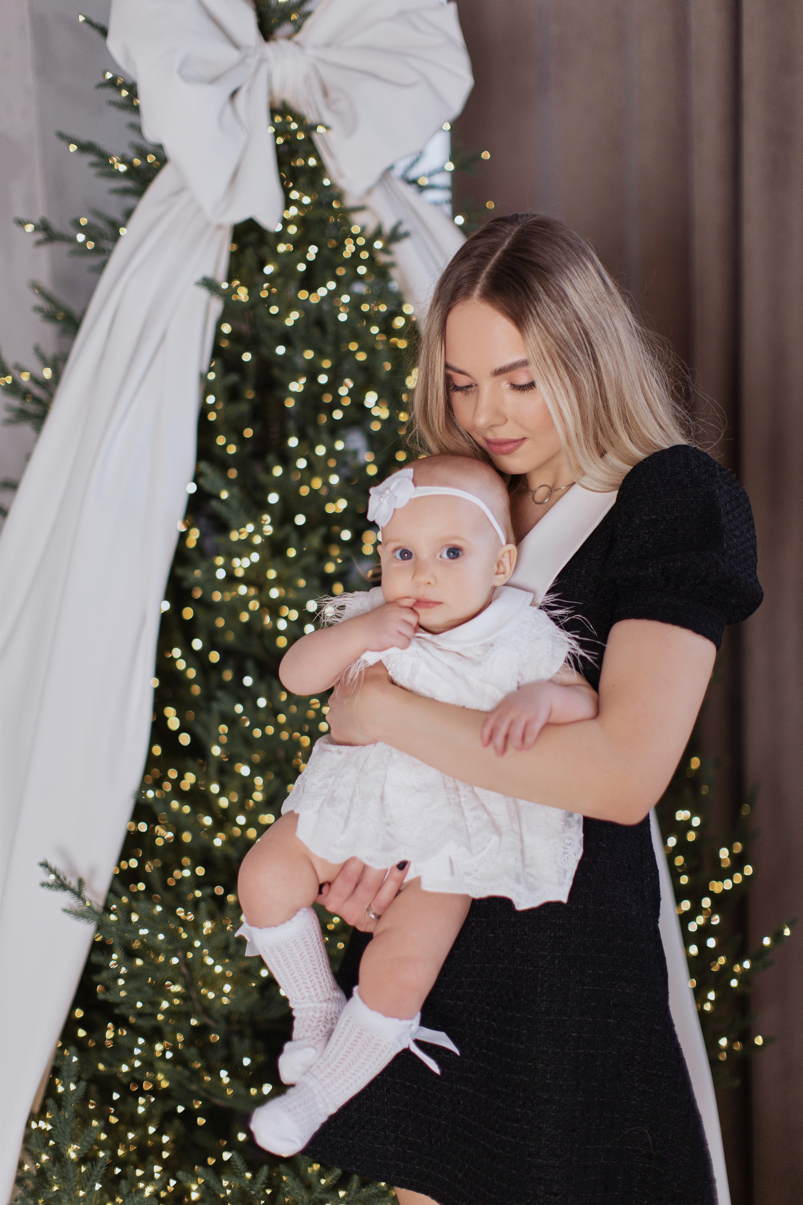 Семья к новому году 2025. Фотограф Лиана Артемова в Пензе