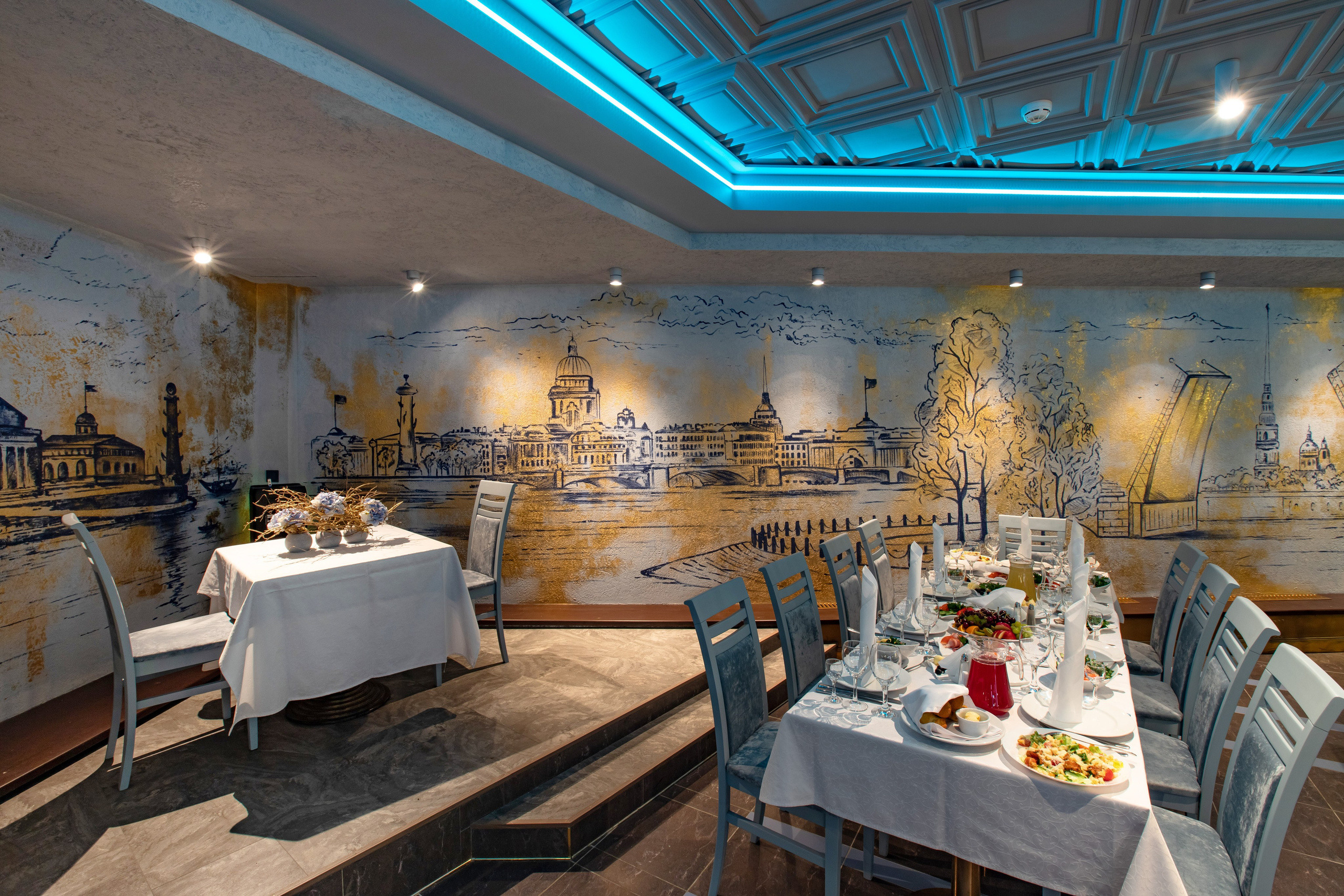 Банкетный зал при отеле «Нептун». Фотограф Махлаева Виктория/Санкт-Петербург