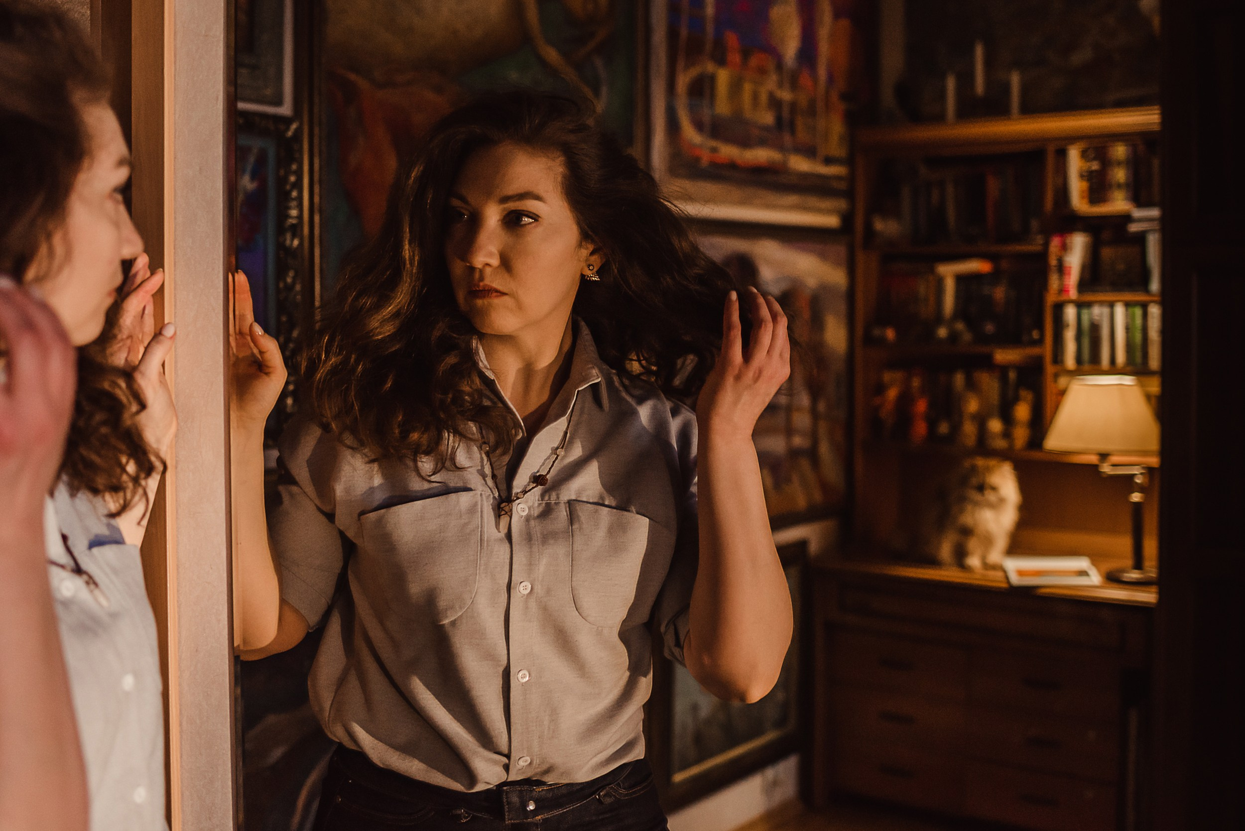 Квартира с картинами. Алиса, Андрей и их пушистая семья. Семейный Фотограф в Москве Ирина Хохлова