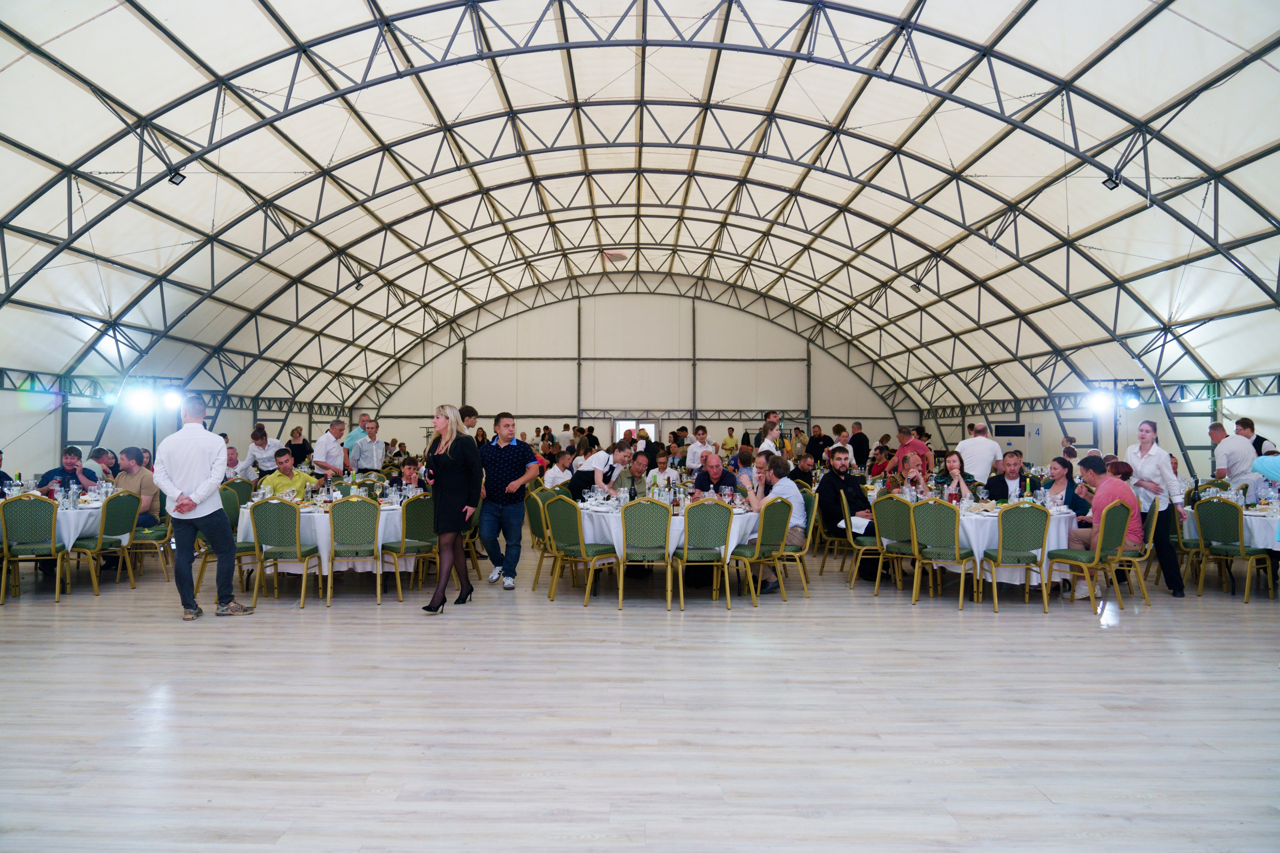 Форум «единая платформа продавцов инструментов и оборудования». Свадебный фотограф в Москве Кристина Чехова