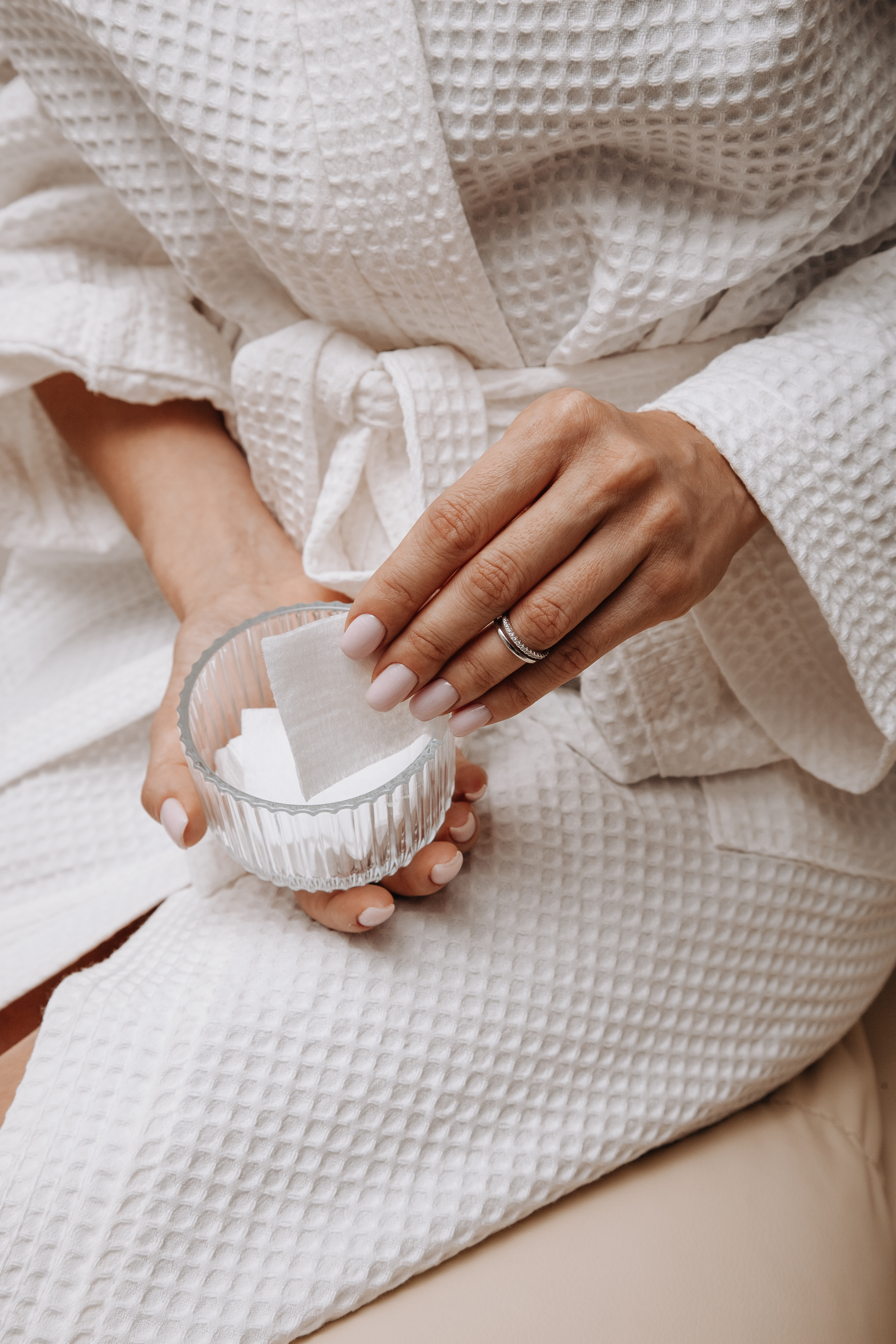 Съемка для студии фейс-лифтинга. Предметный и контент фотограф в Уфе Мария Волошина