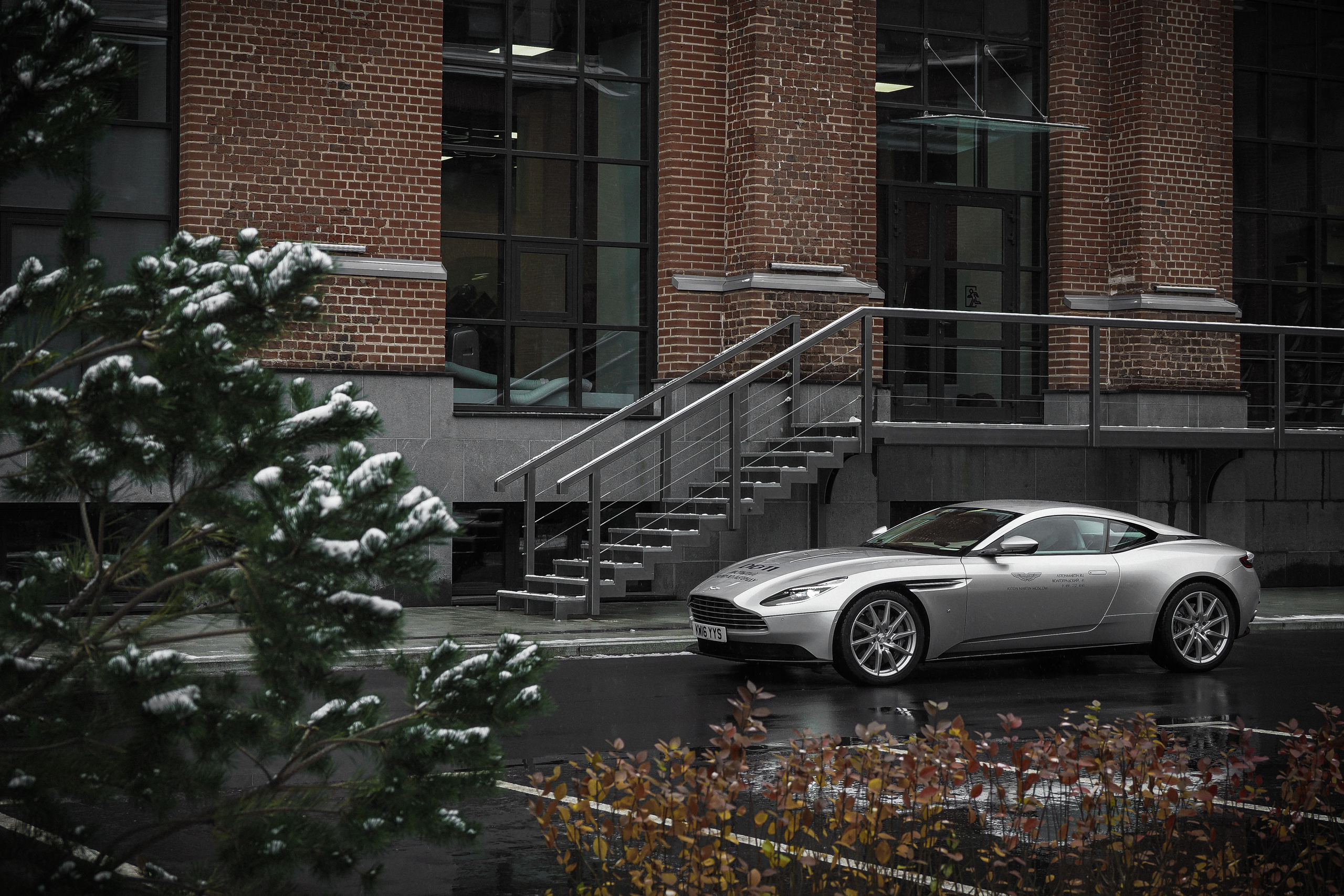 Aston Martin DB11. Гуру мировой свадебной фотографии Александр Ноздрин, г. Москва и весь