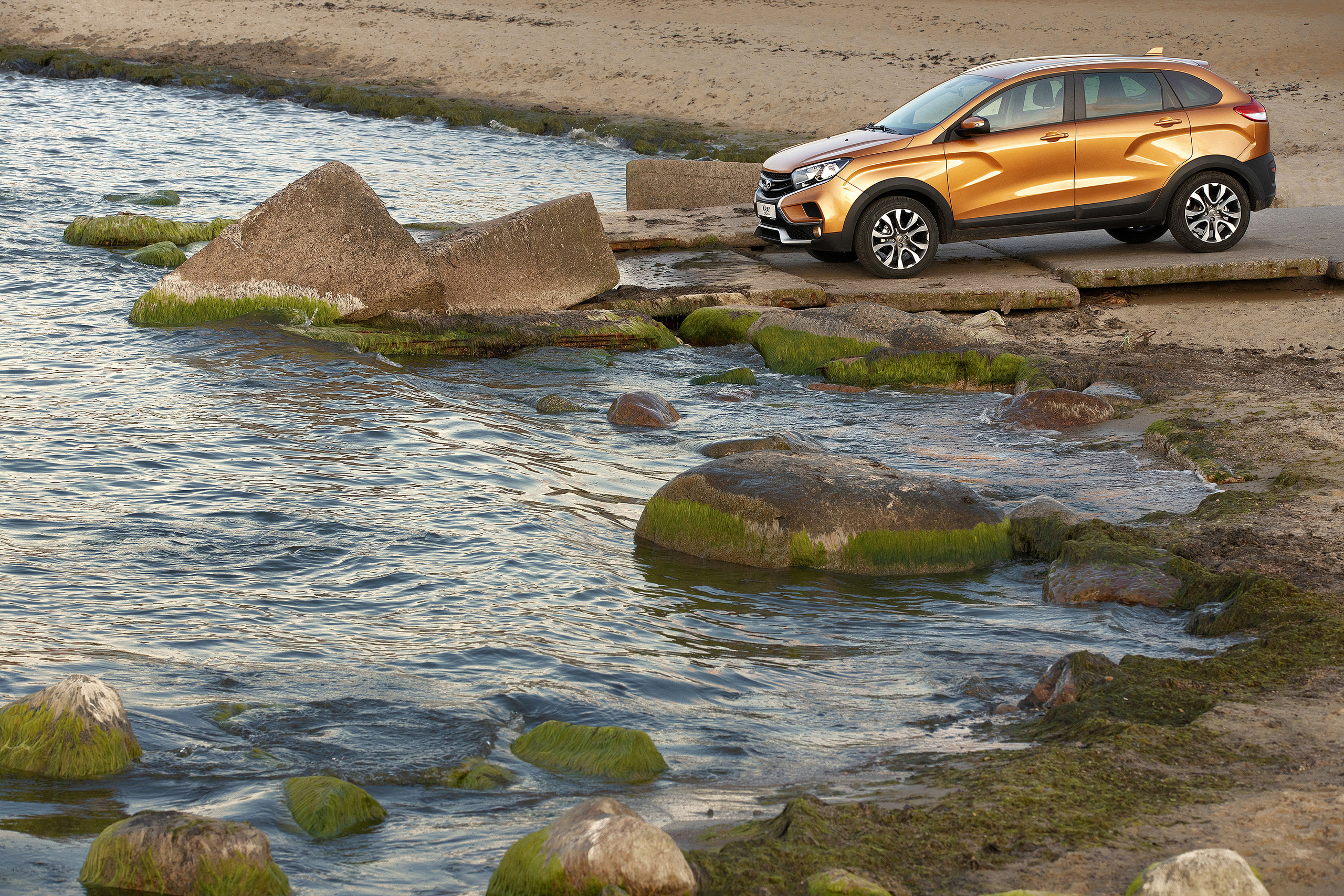 LADA XRAY CROSS. Гуру мировой свадебной фотографии Александр Ноздрин, г. Москва и весь