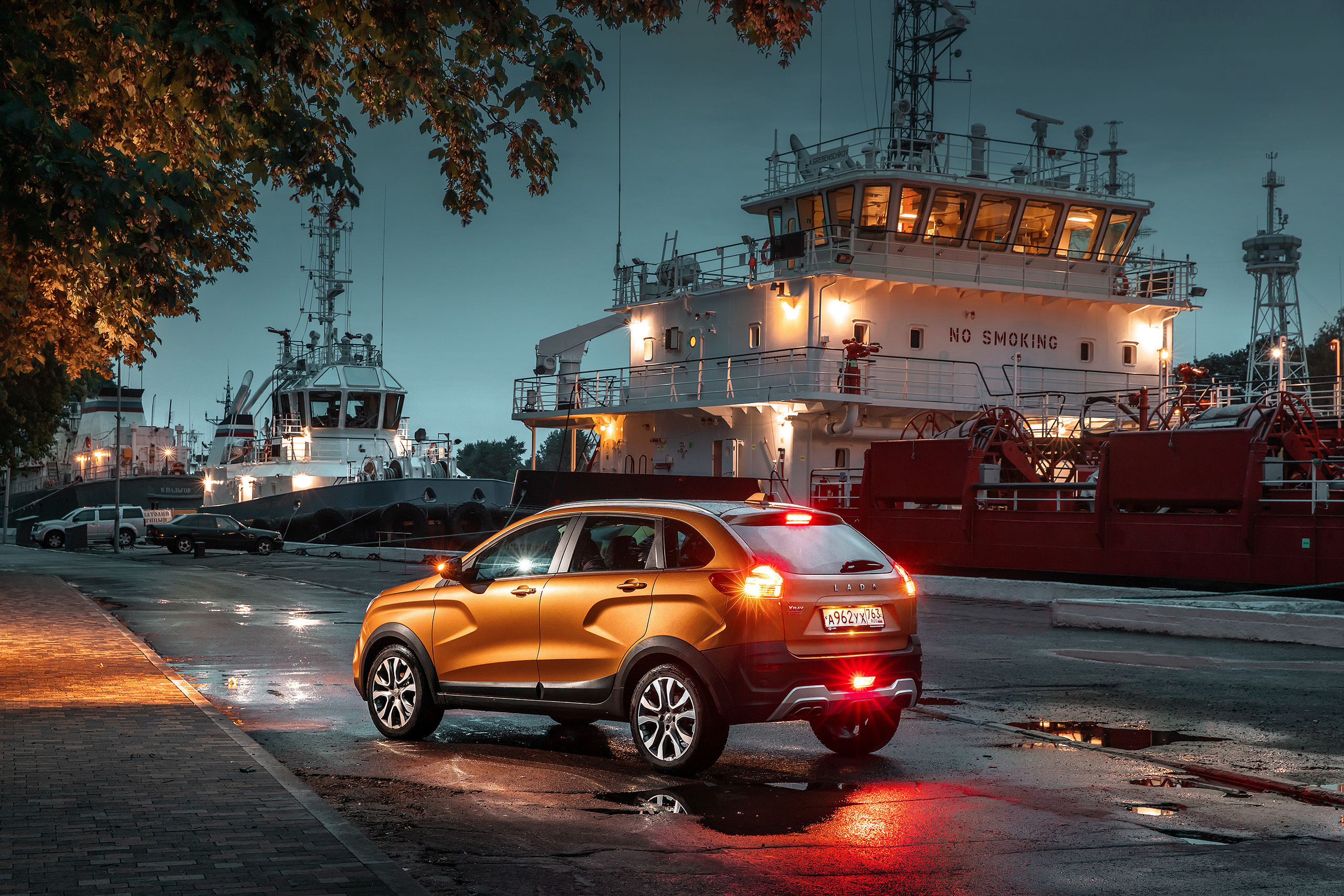 LADA XRAY CROSS. Гуру мировой свадебной фотографии Александр Ноздрин, г. Москва и весь