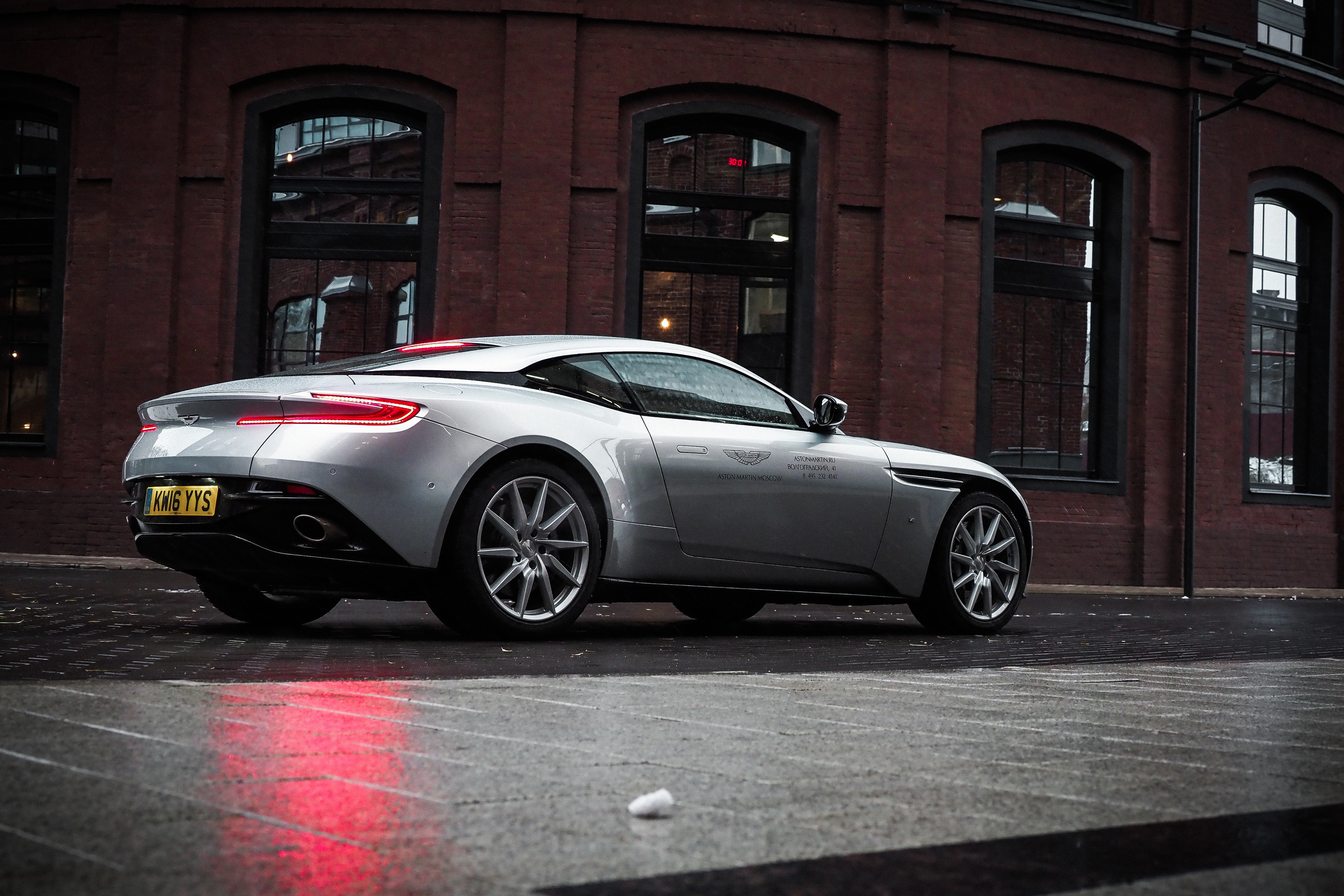 Aston Martin DB11. Гуру мировой свадебной фотографии Александр Ноздрин, г. Москва и весь