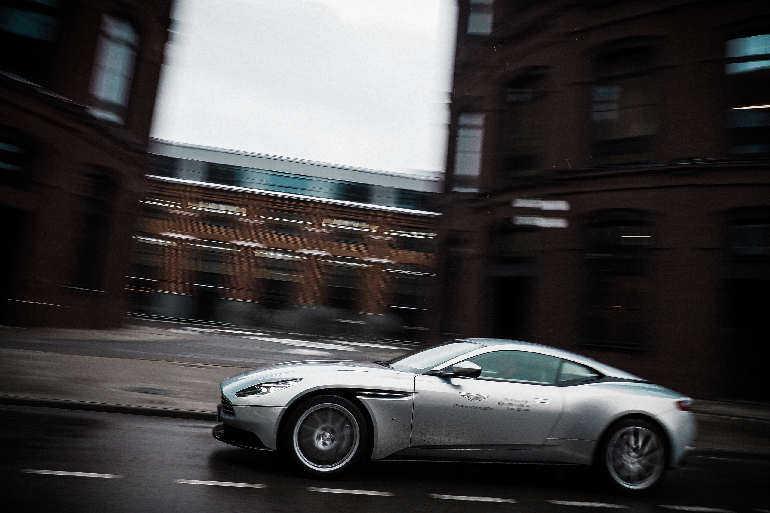 Aston Martin DB11. Гуру мировой свадебной фотографии Александр Ноздрин, г. Москва и весь