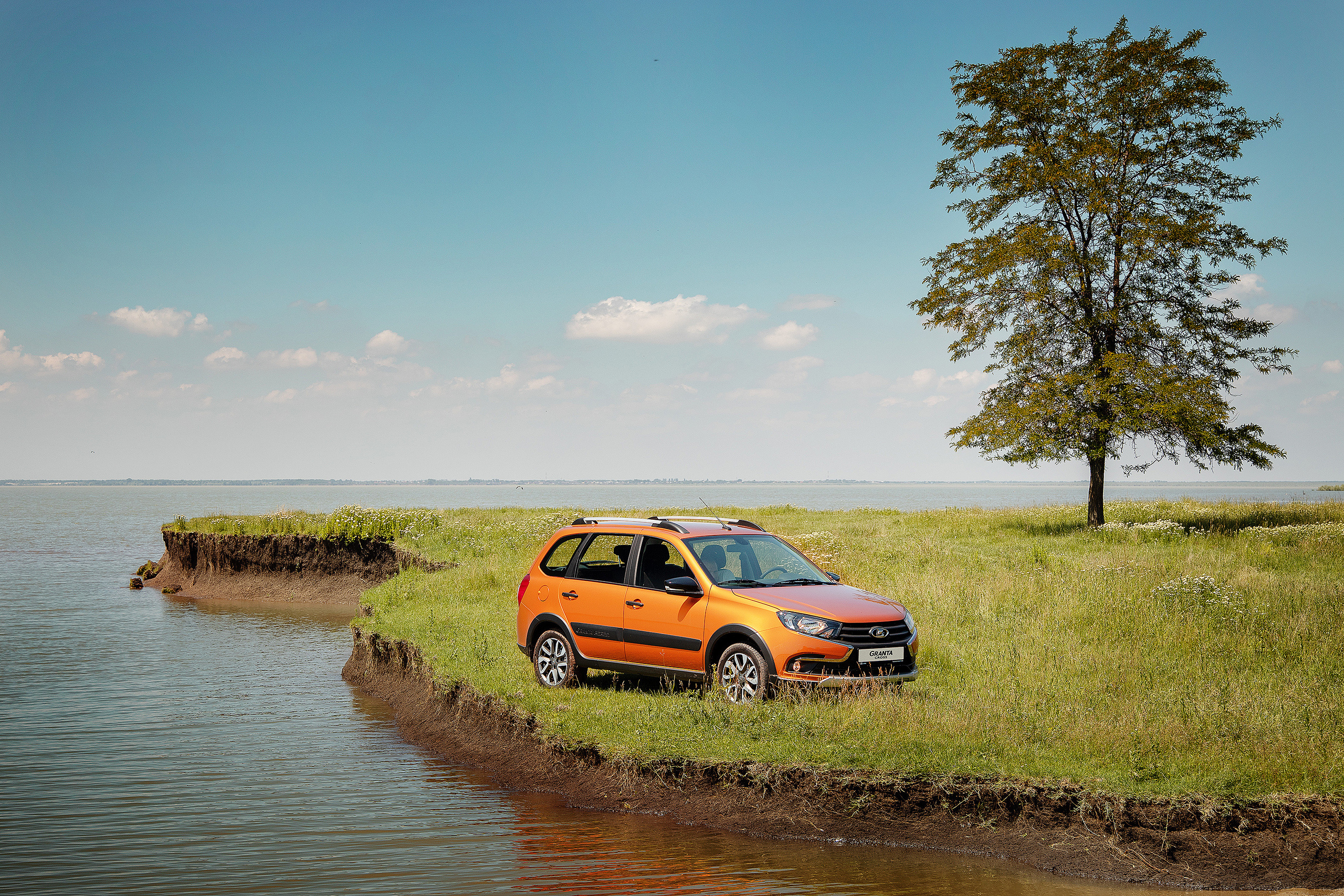 LADA GRANTA CROSS. Гуру мировой свадебной фотографии Александр Ноздрин, г. Москва и весь