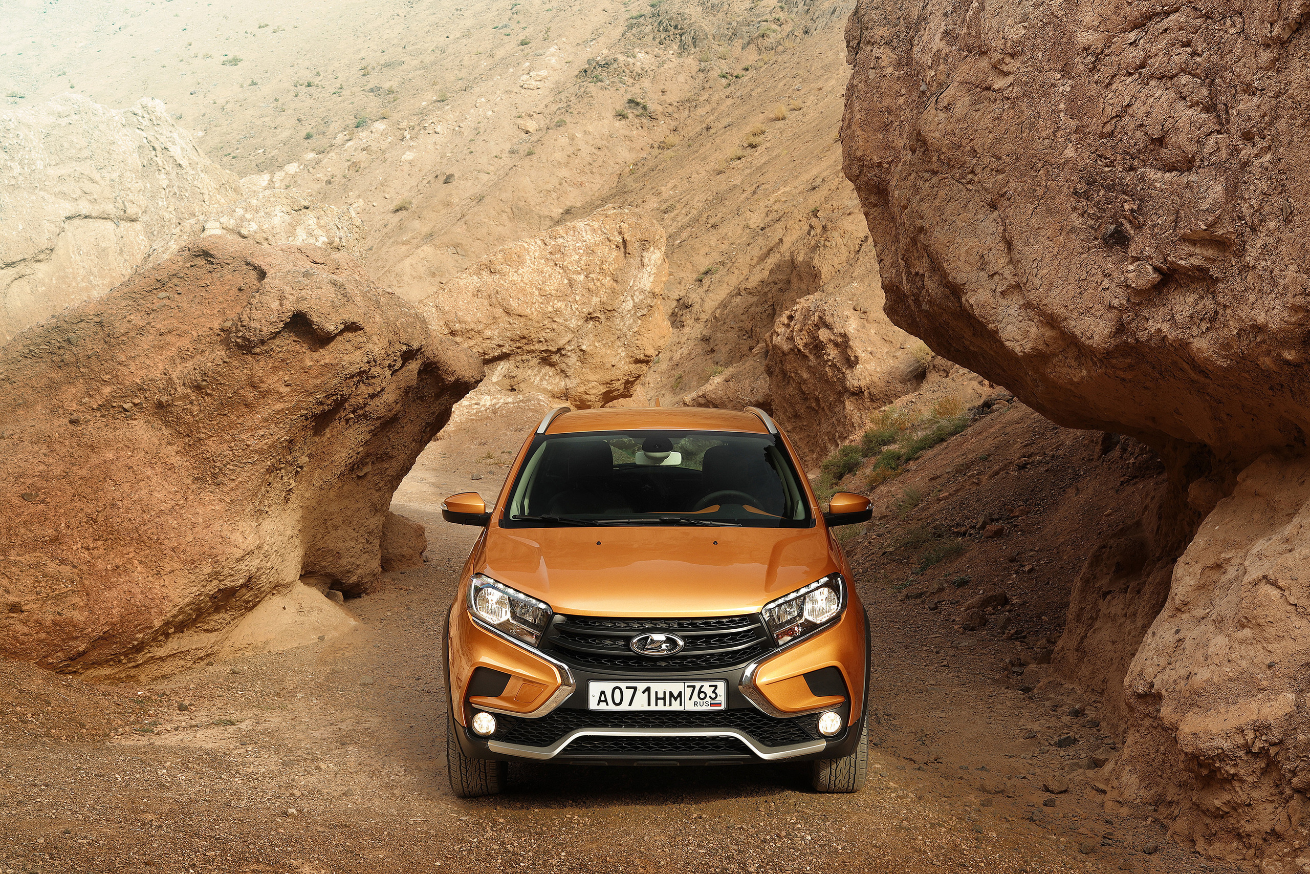 LADA XRAY CROSS. Гуру мировой свадебной фотографии Александр Ноздрин, г. Москва и весь