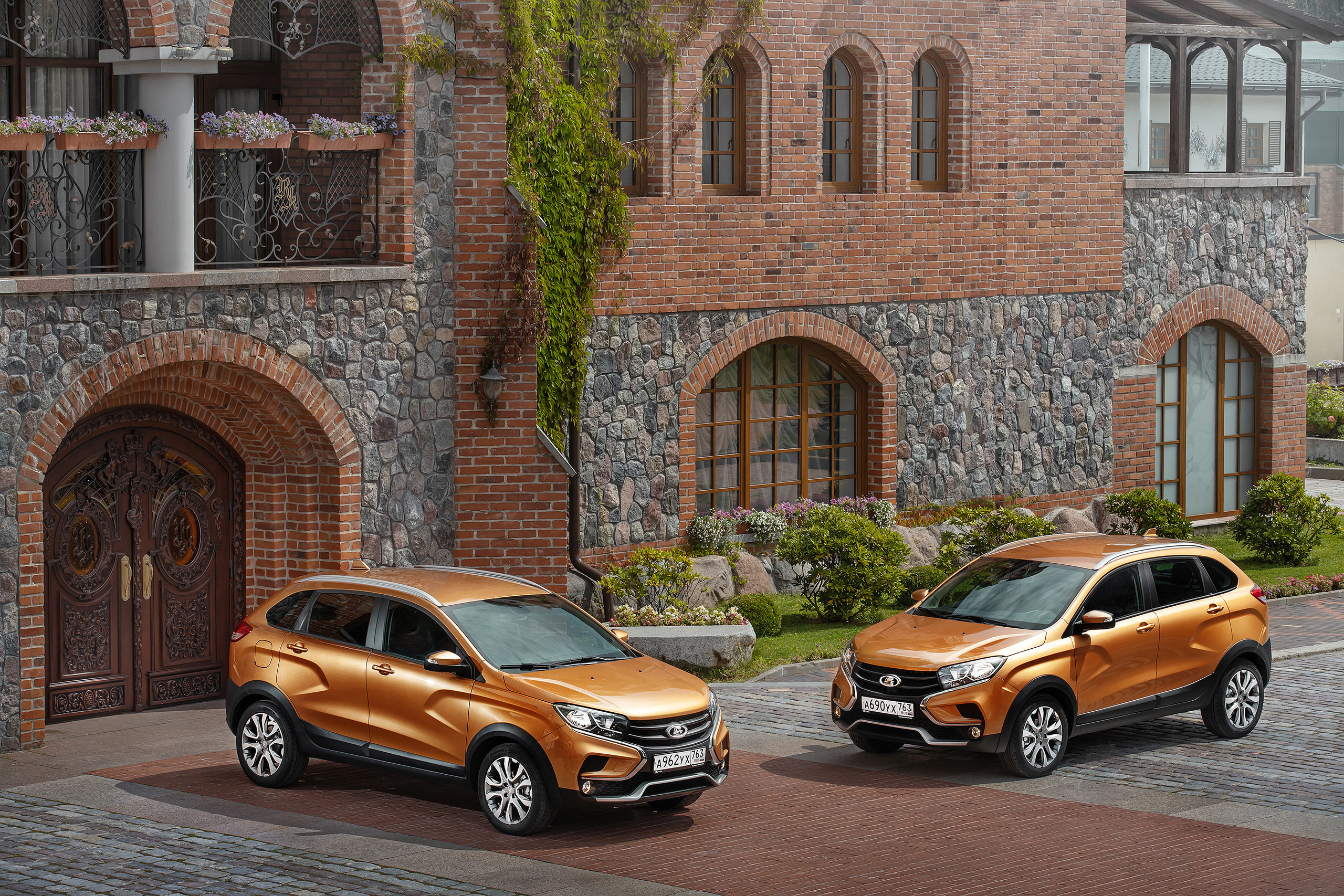 LADA XRAY CROSS. Гуру мировой свадебной фотографии Александр Ноздрин, г. Москва и весь