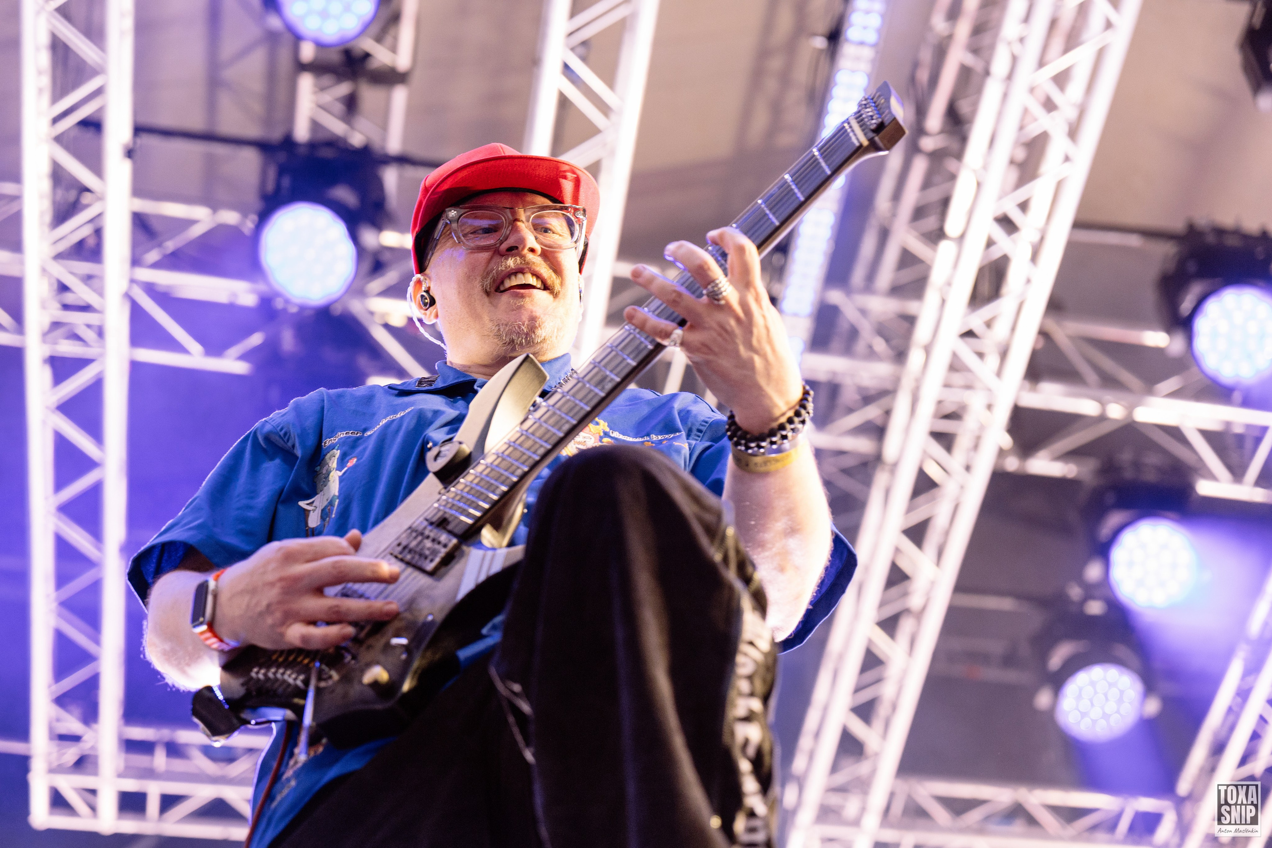 Концерт группы СЛОТ / ОЛДСКУЛЫ СВЕЛО в Москве. Toxasnip Photo | Anton Maslenkin