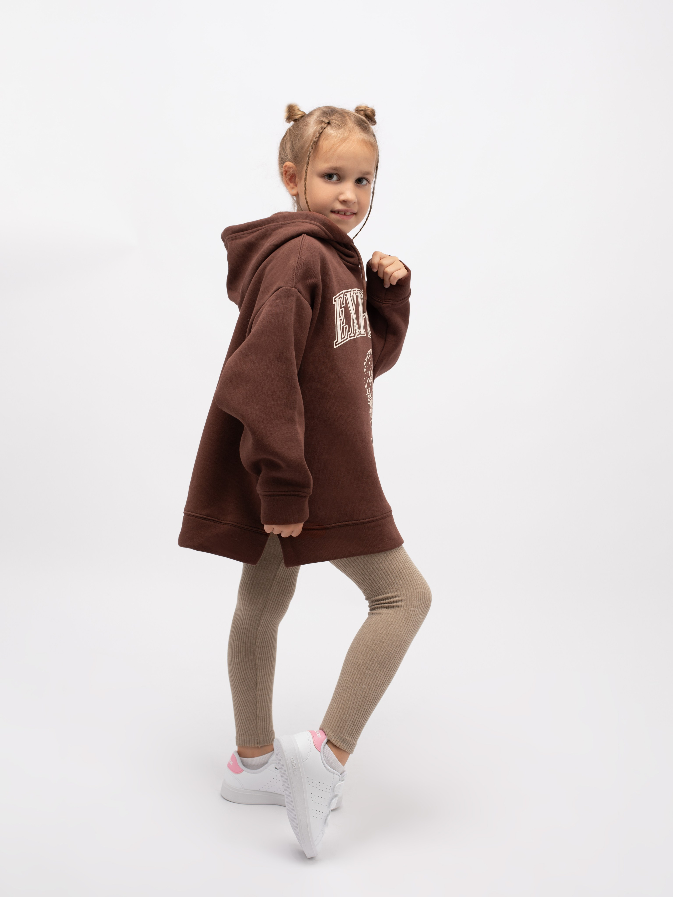 Детские лосины. Фотостудия предметной и модельной съёмки для маркетплейсов