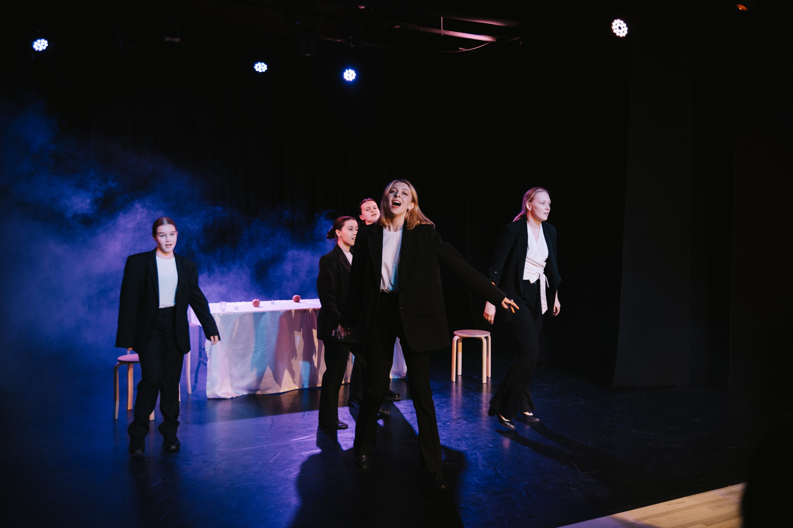 Детская театральная студия «Ирбис», спектакль. Репортажный и портретный фотограф в Москве Илья Спиридонов