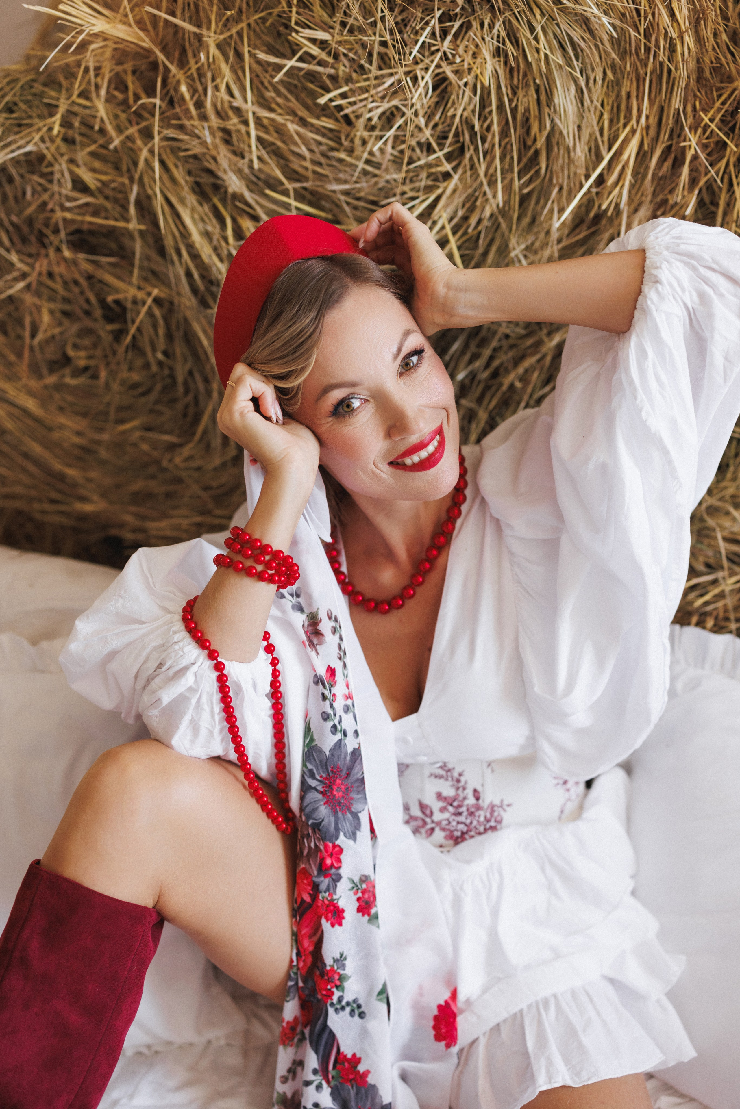 Фотосессия в современном Русском стиле. Фотостудия Лофт потолок, зал «Берлин», город Краснодар. Семейный и детский фотограф в Краснодаре Анна Трашкова