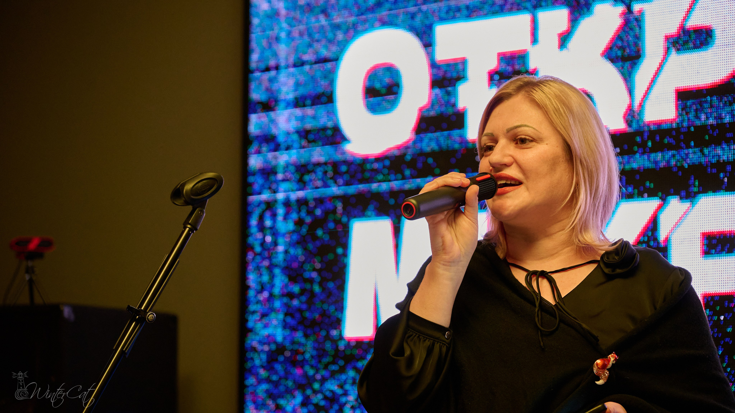 Открытый микрофон. Портретный и репортажный фотограф в Магадане Андрей Нефедов WinterCatPhoto