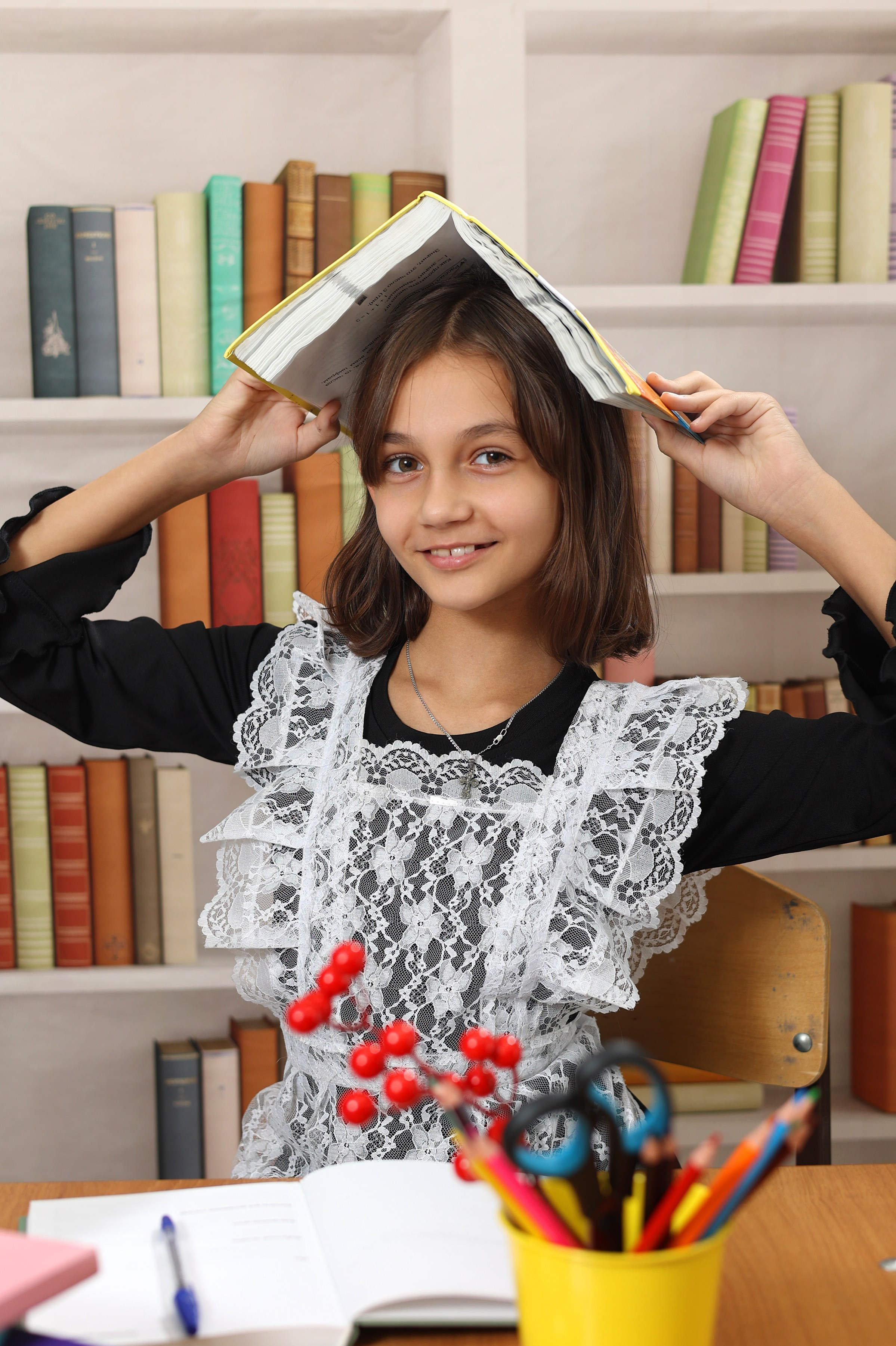 Библиотека светлая. Выпускные альбомы в Иваново в детский сад и школу. Александр и Светлана Янкины