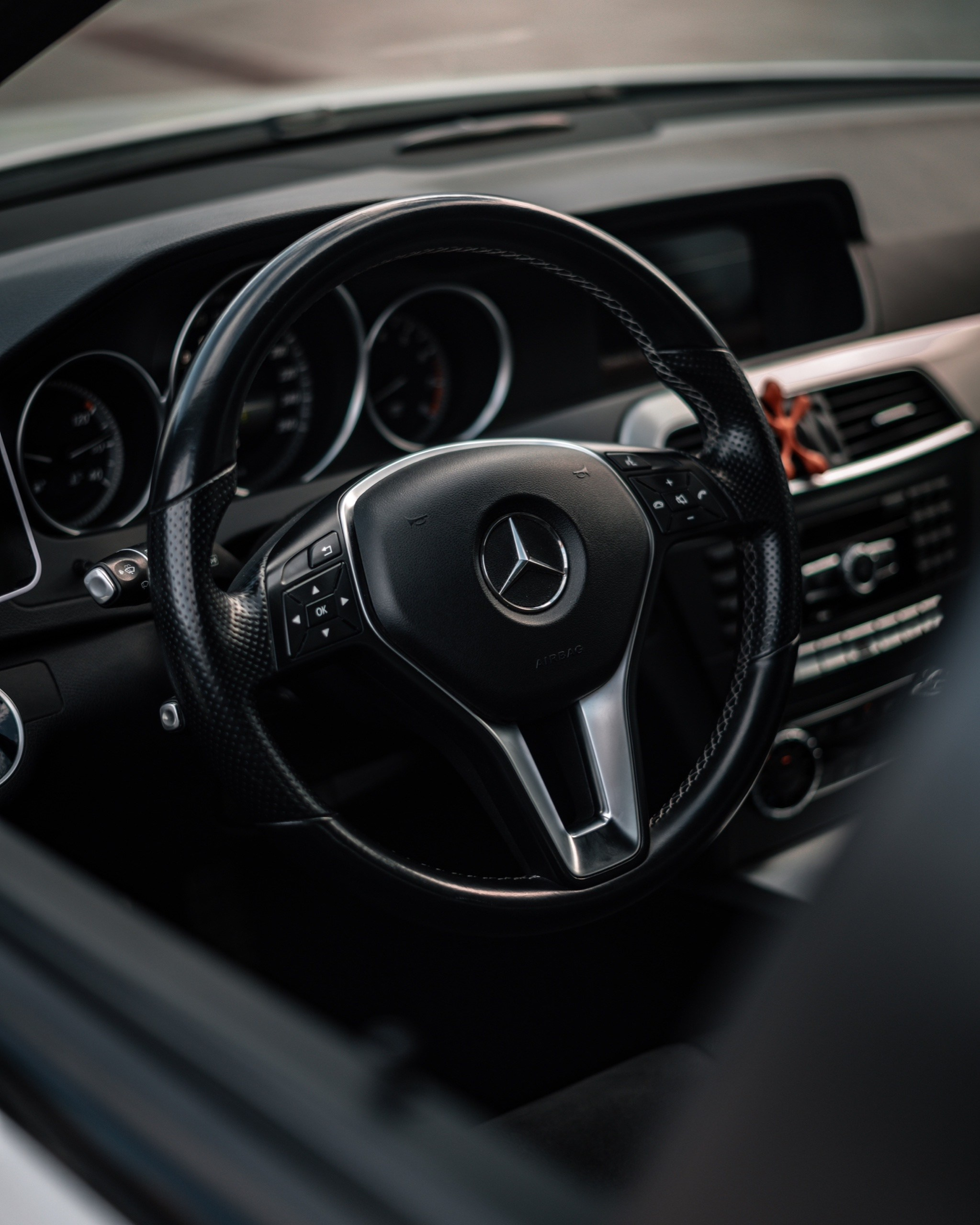 Mercedes c180. Фотограф Александра Волкова | Волгоград