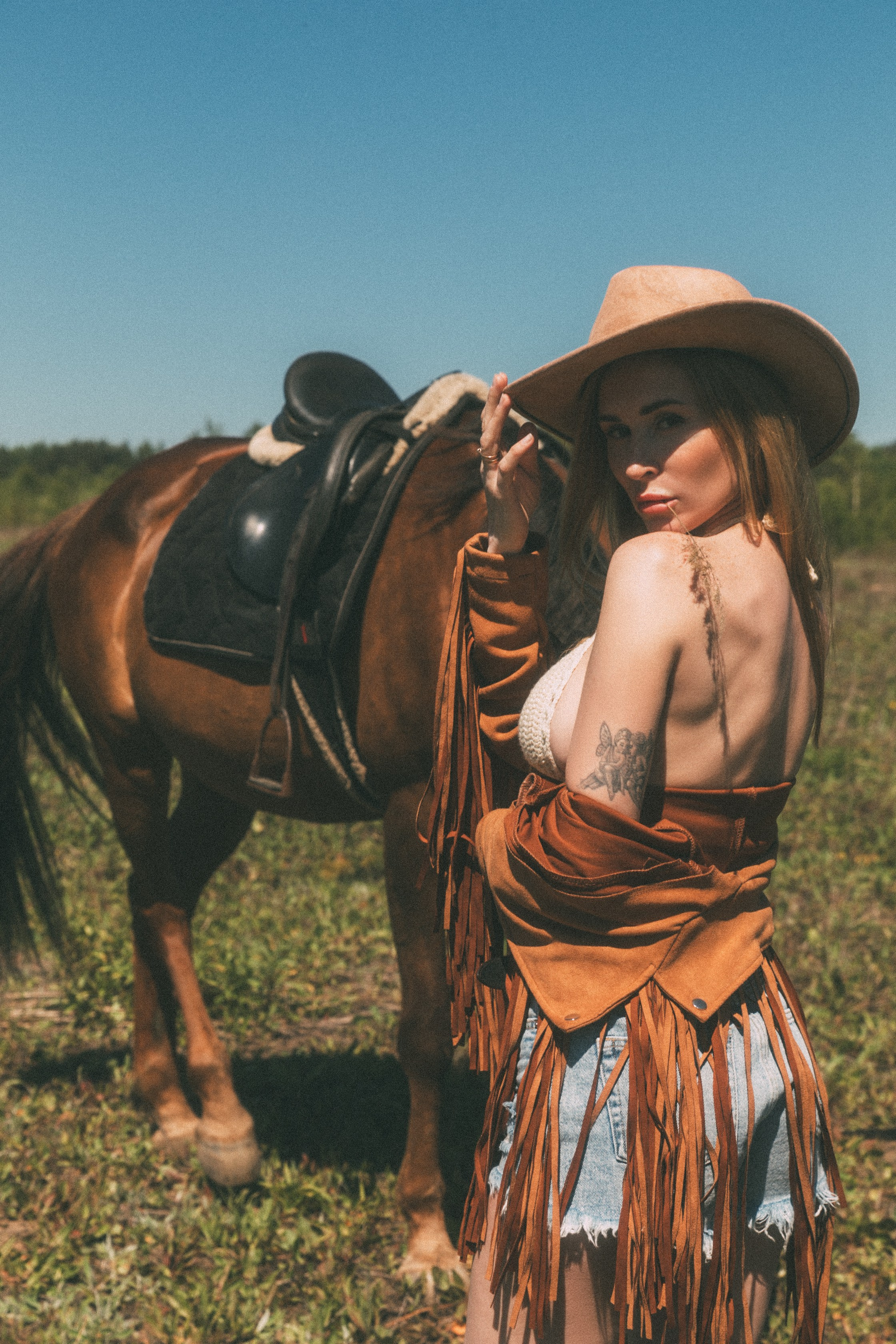 Улица & природа. Модель Москва каталожная и творческая съемка Anna Antlers