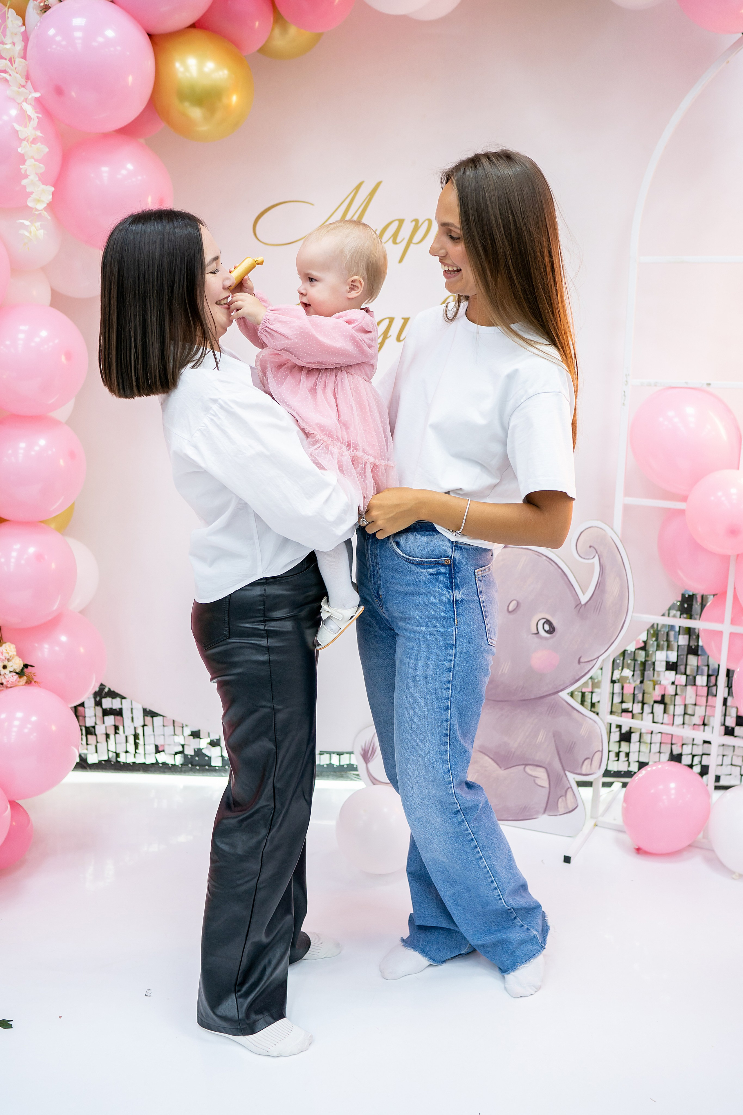 Годик Марии. Фотограф на Крещение и Венчание в Красноярске Рамазанова Юлия