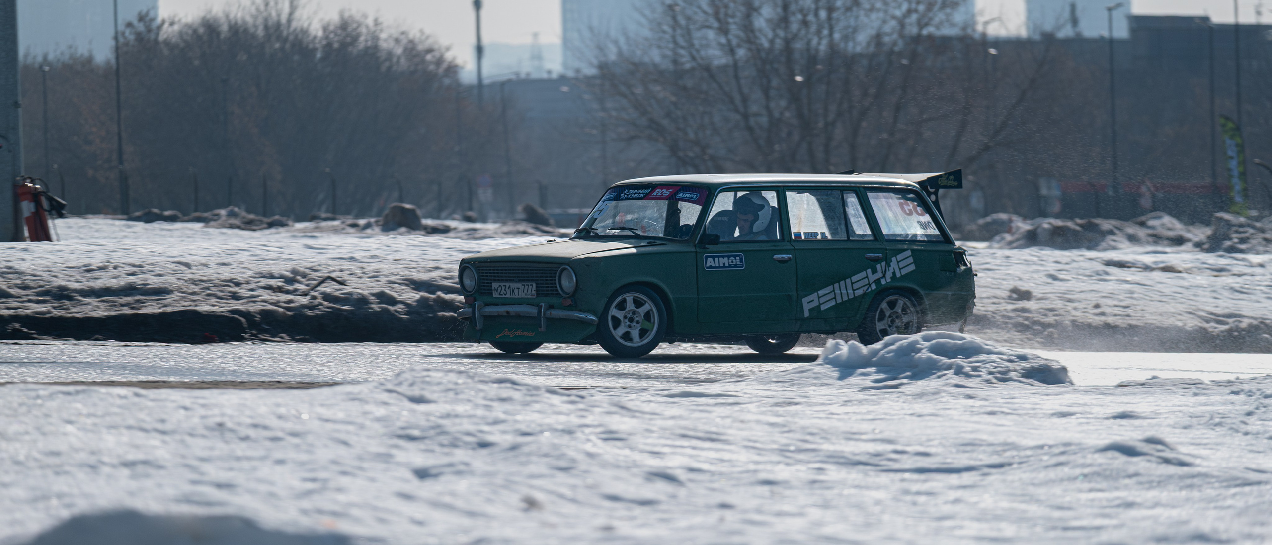 Спортивная автомобильная съемка. Malenkyia