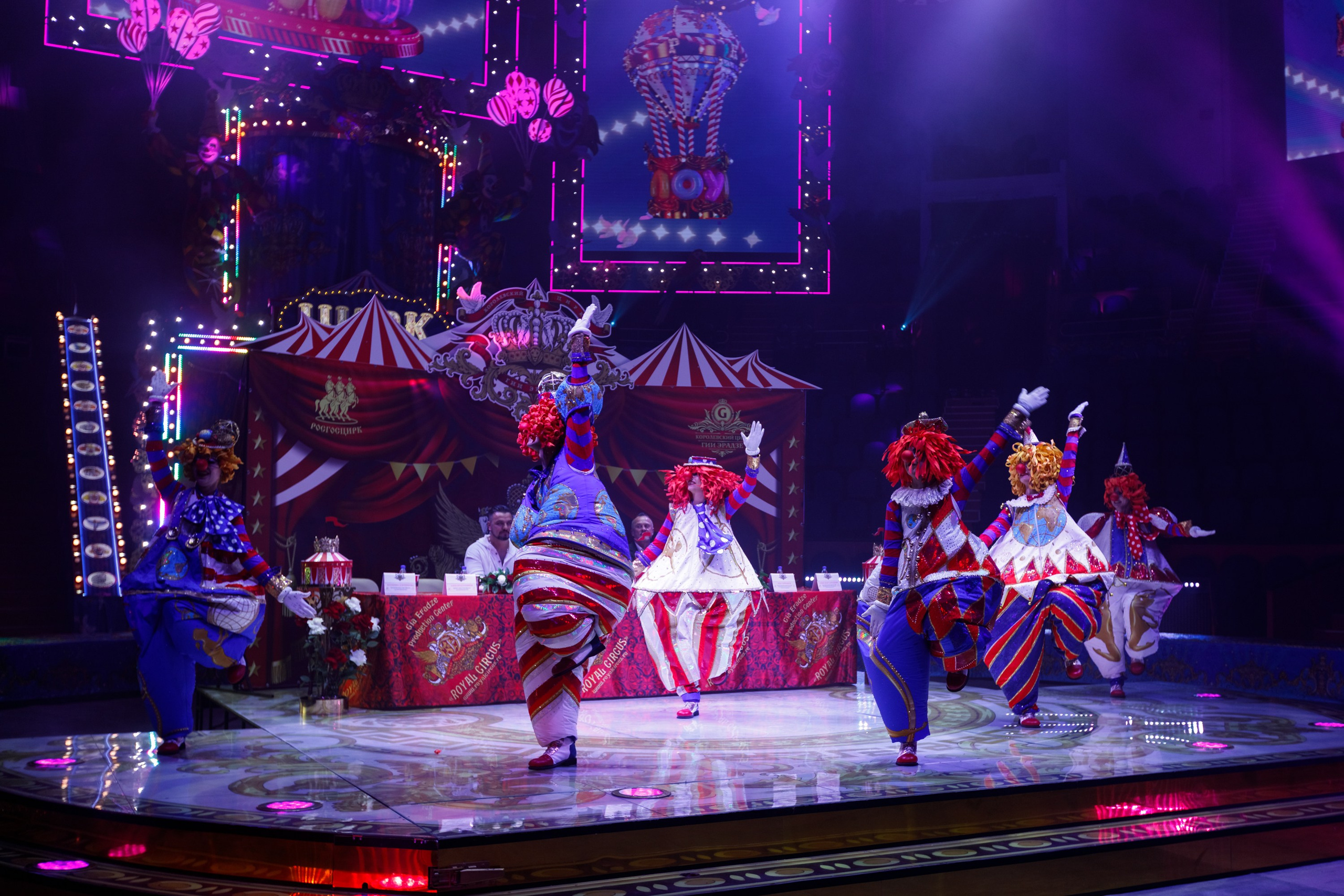 Сочинский росгорцирк Шоу Гии Эрадзе цирк. Профессиональный фотограф в Сочи Виктория Джой. Обучение