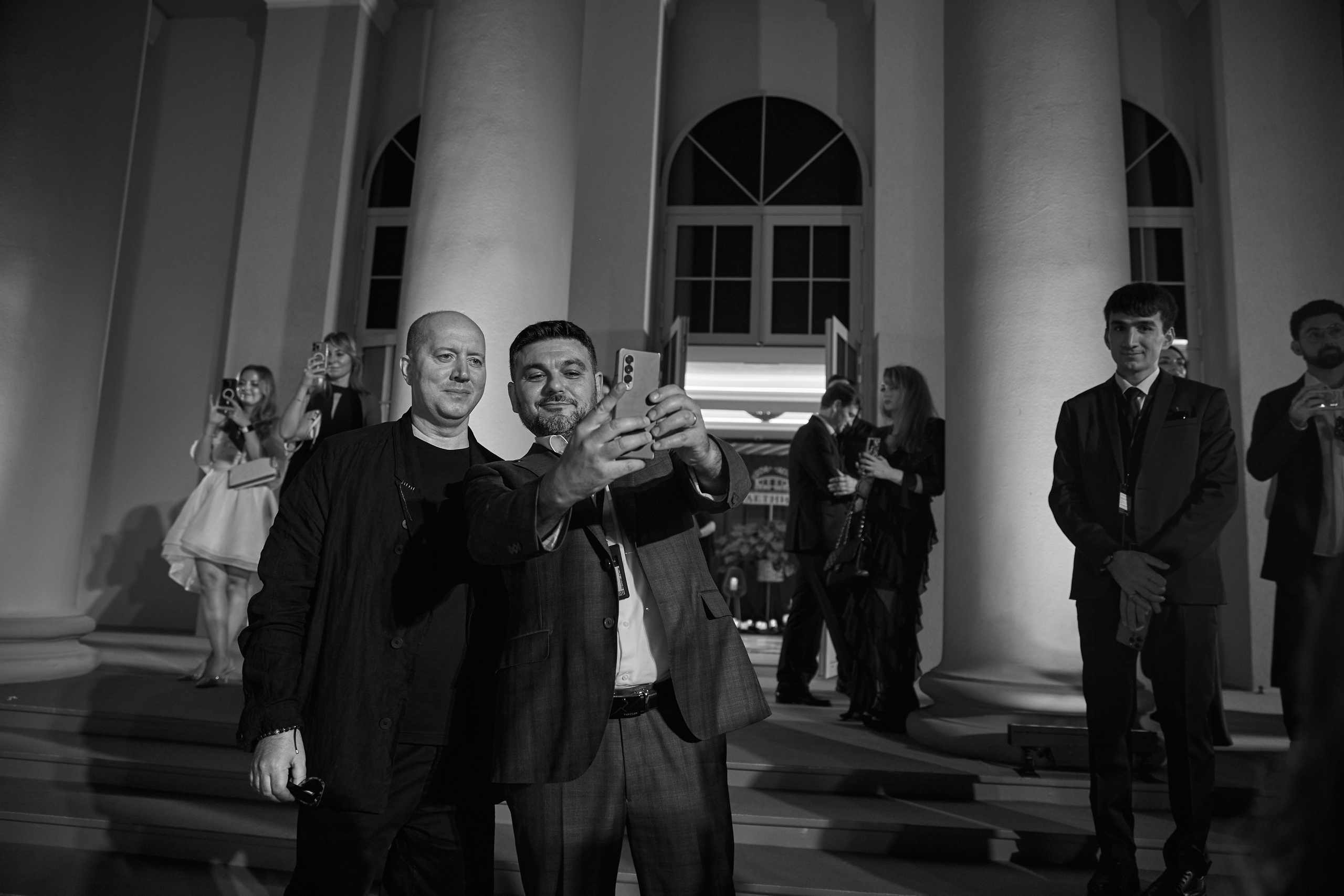 Фотосъемка репортажа кинофестиваля. Профессиональный фотограф в Сочи Виктория Джой. Обучение