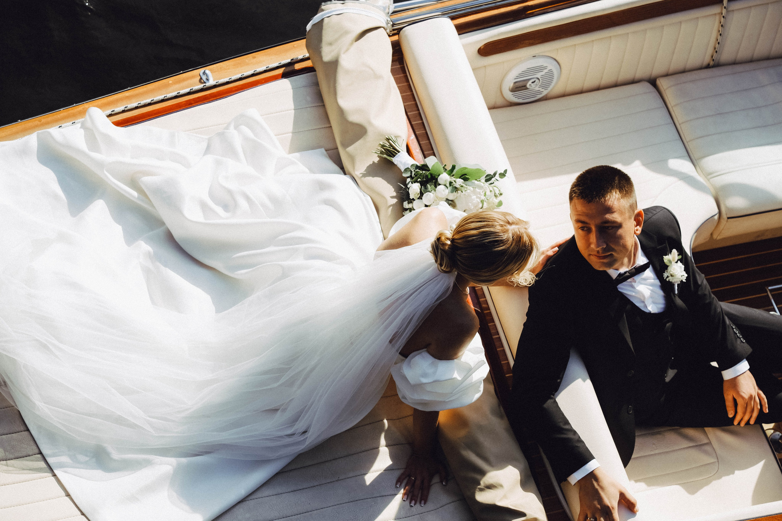 СВАДЕБГНАЯ ПРОГУЛКА ПО КАНАЛ САНКТ-ПЕТЕРБУРГА НА КАТЕРЕ. Профессиональный фотограф, Санкт-Петербург — Виктория Богомолова