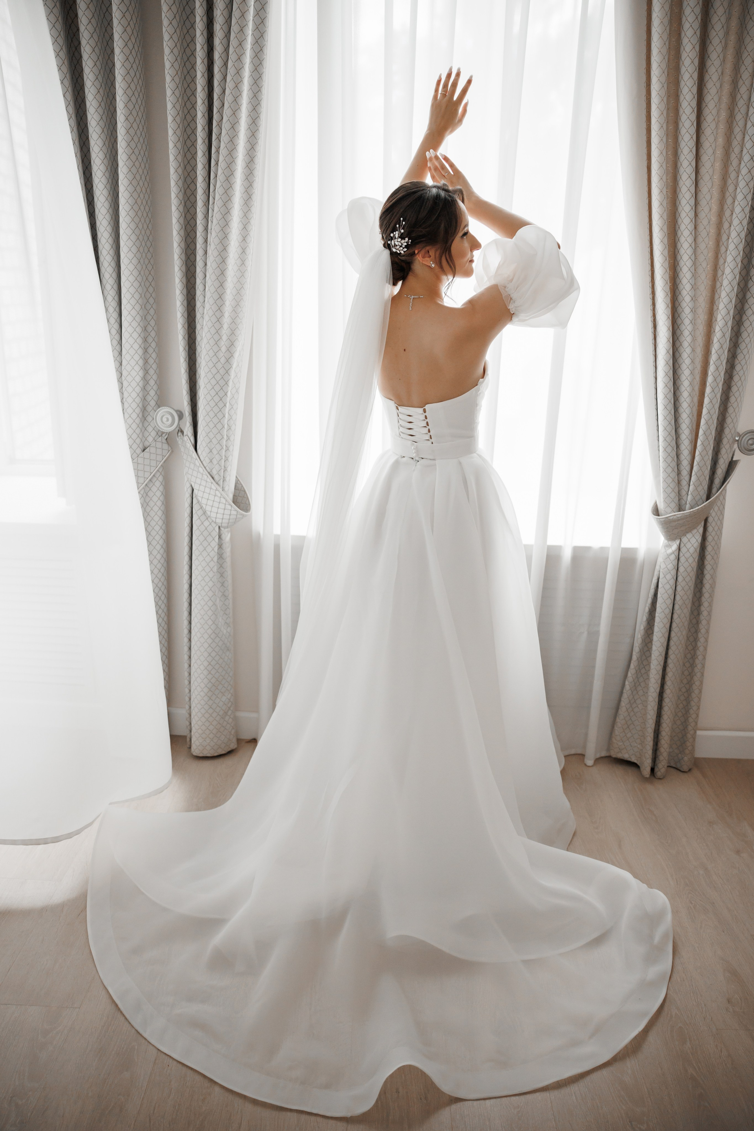 Полина и Дмитрий, загородный клуб «Барин», ЗАГС в г. Пушкино. Свадебный и репортажный фотограф (Москва, Королев и другие)