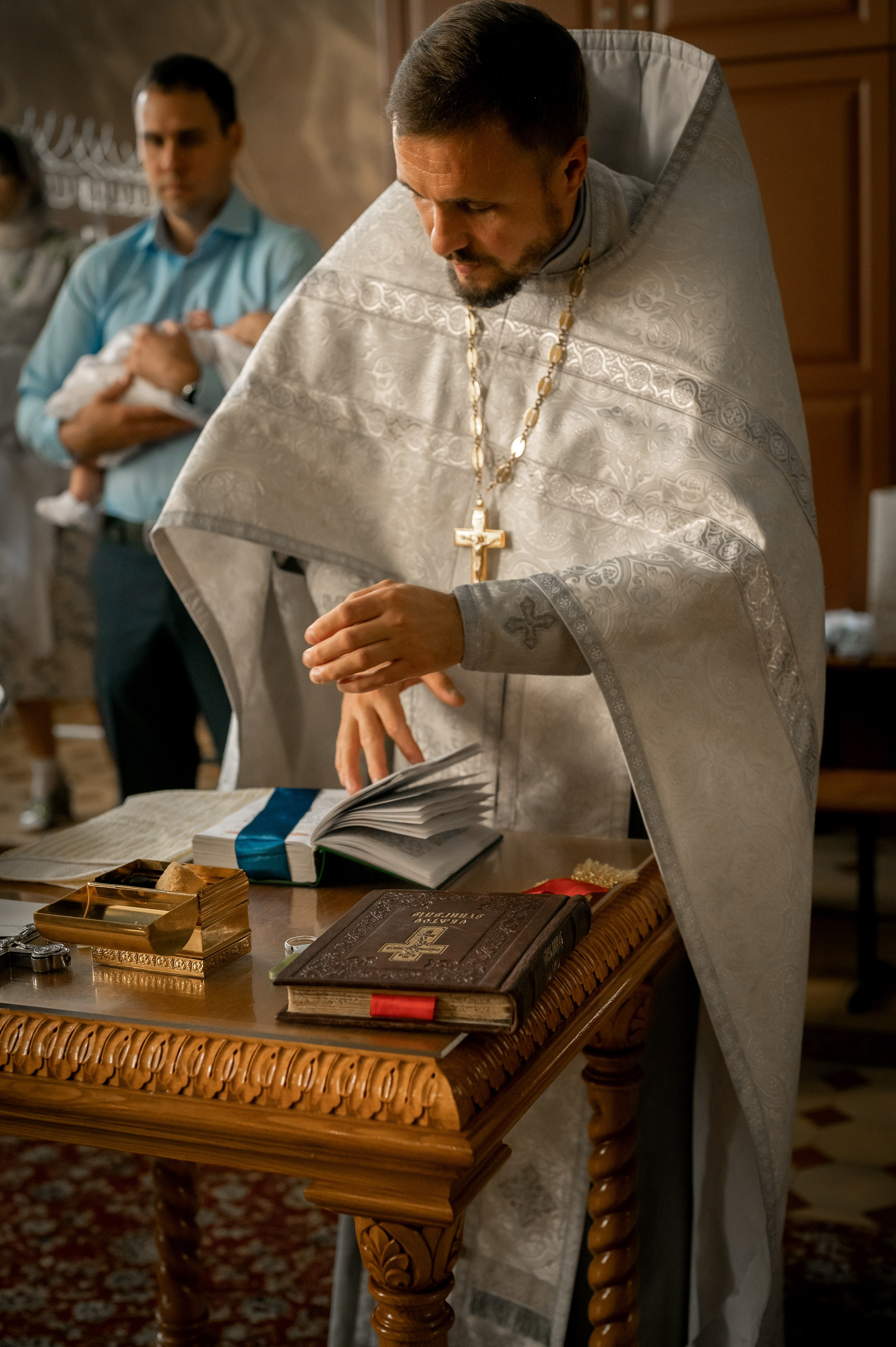 Таинство крещения. Фотограф новорождённых, семейный, школьный в городе Калуге Евгения