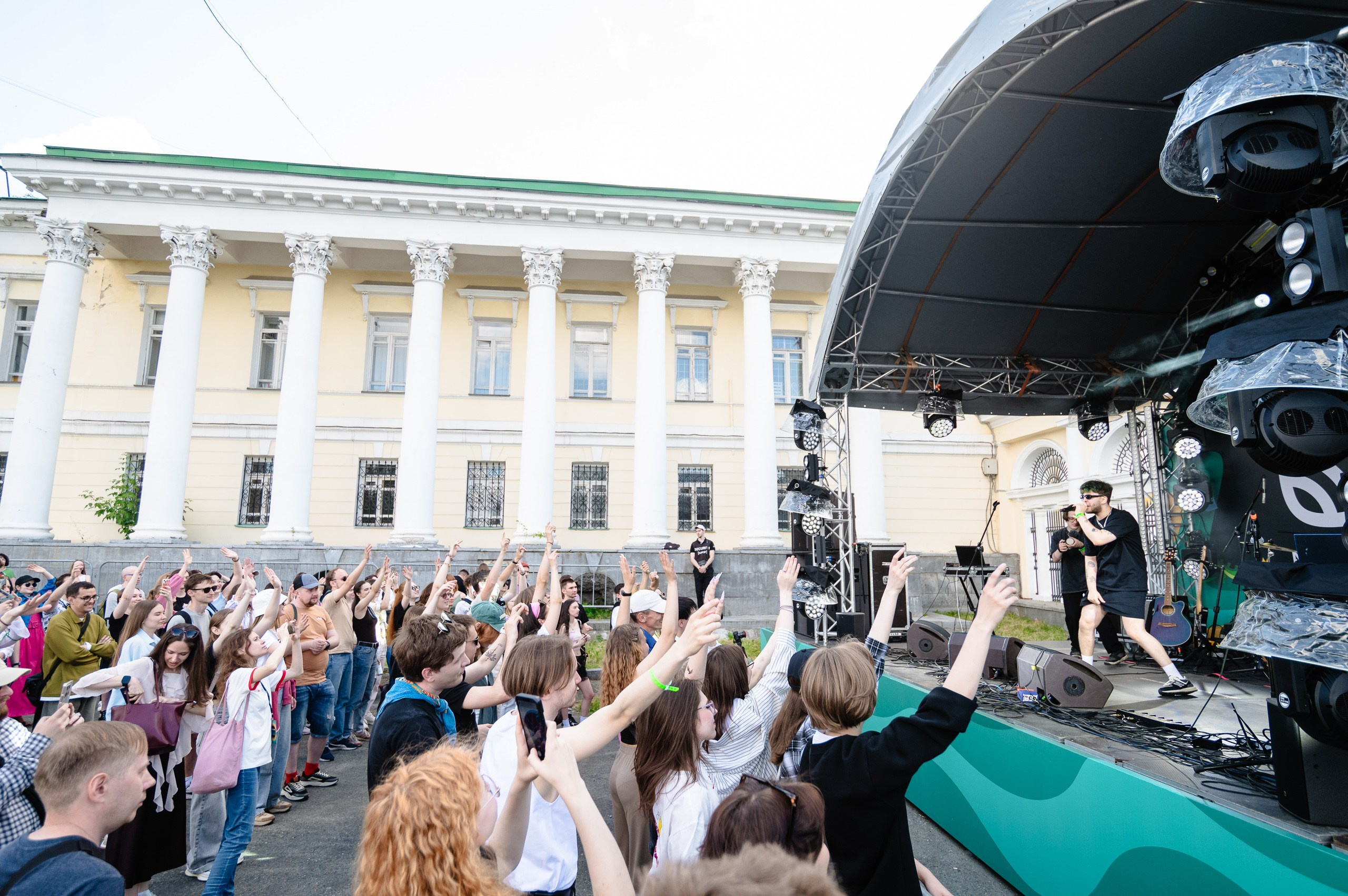 Стереолето Екатеринбург. Харитоновский парк. Репортажный и концертный фотограф Алексей Патентный в Екатеринбурге