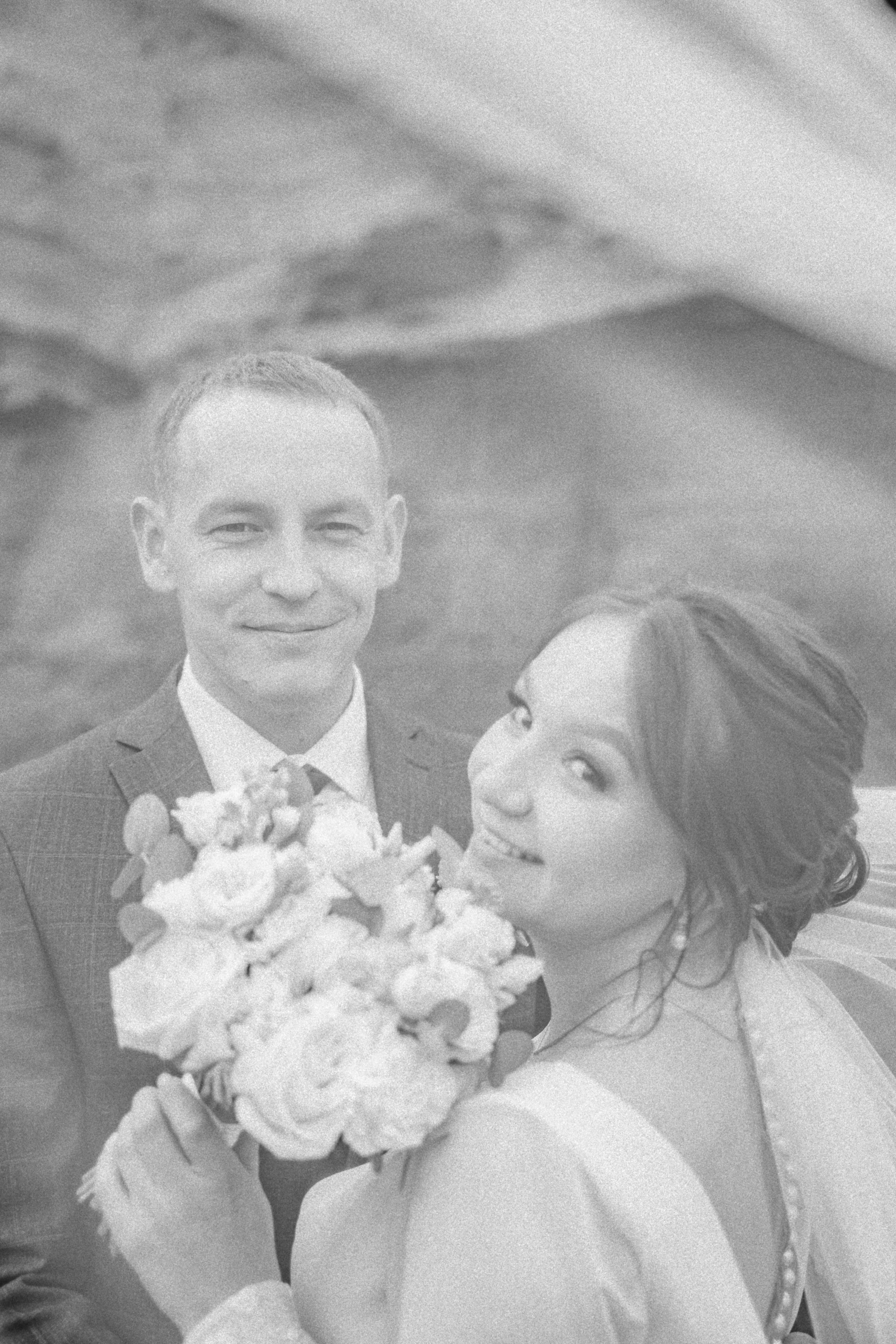 Александр и Елена. Черно белая свадьба сентября