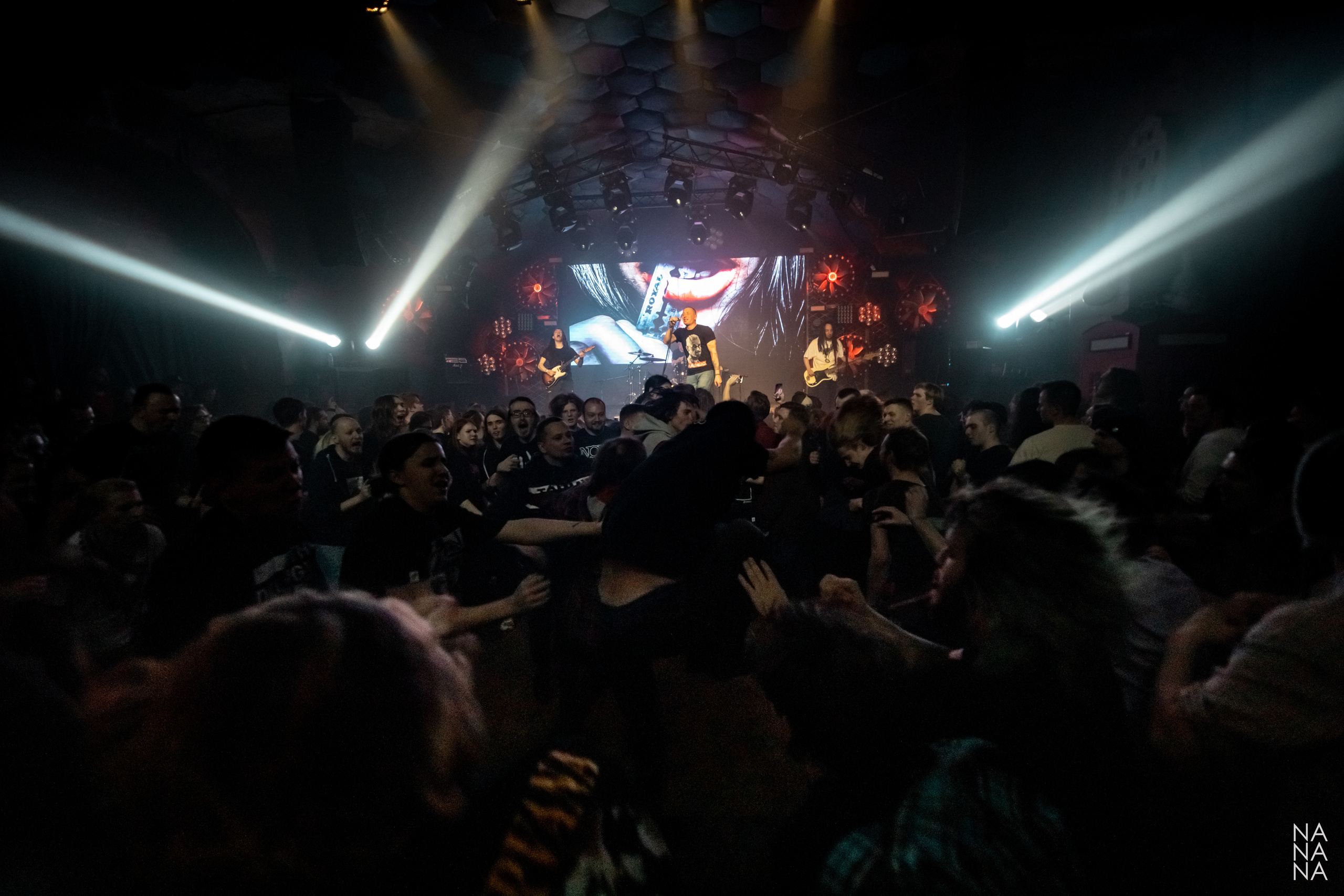 ПИОНЕРЛАГЕРЬ ПЫЛЬНАЯ РАДУГА. Фотограф Елена Богачева (lenalena_na_na_na)