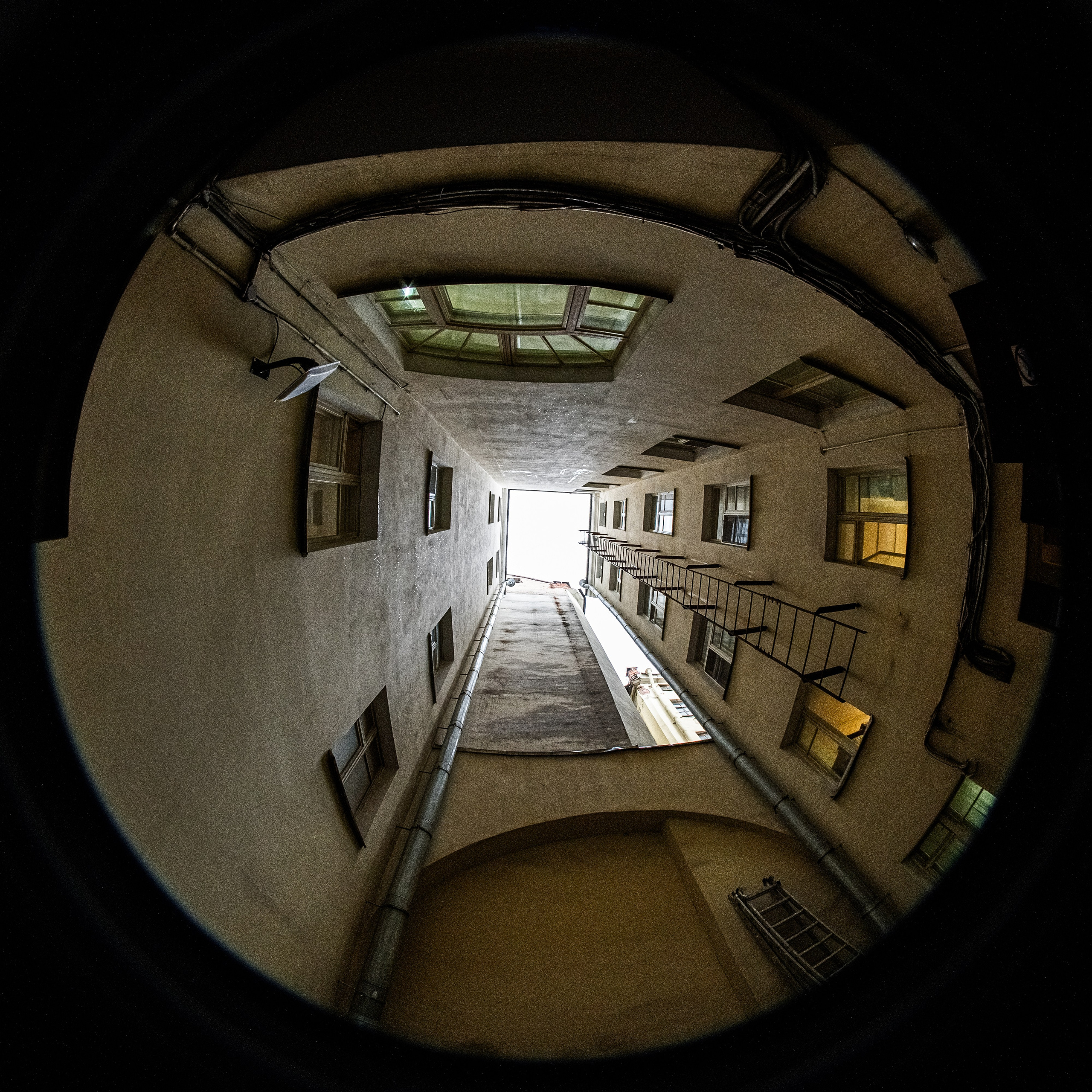 Стремянная, 16