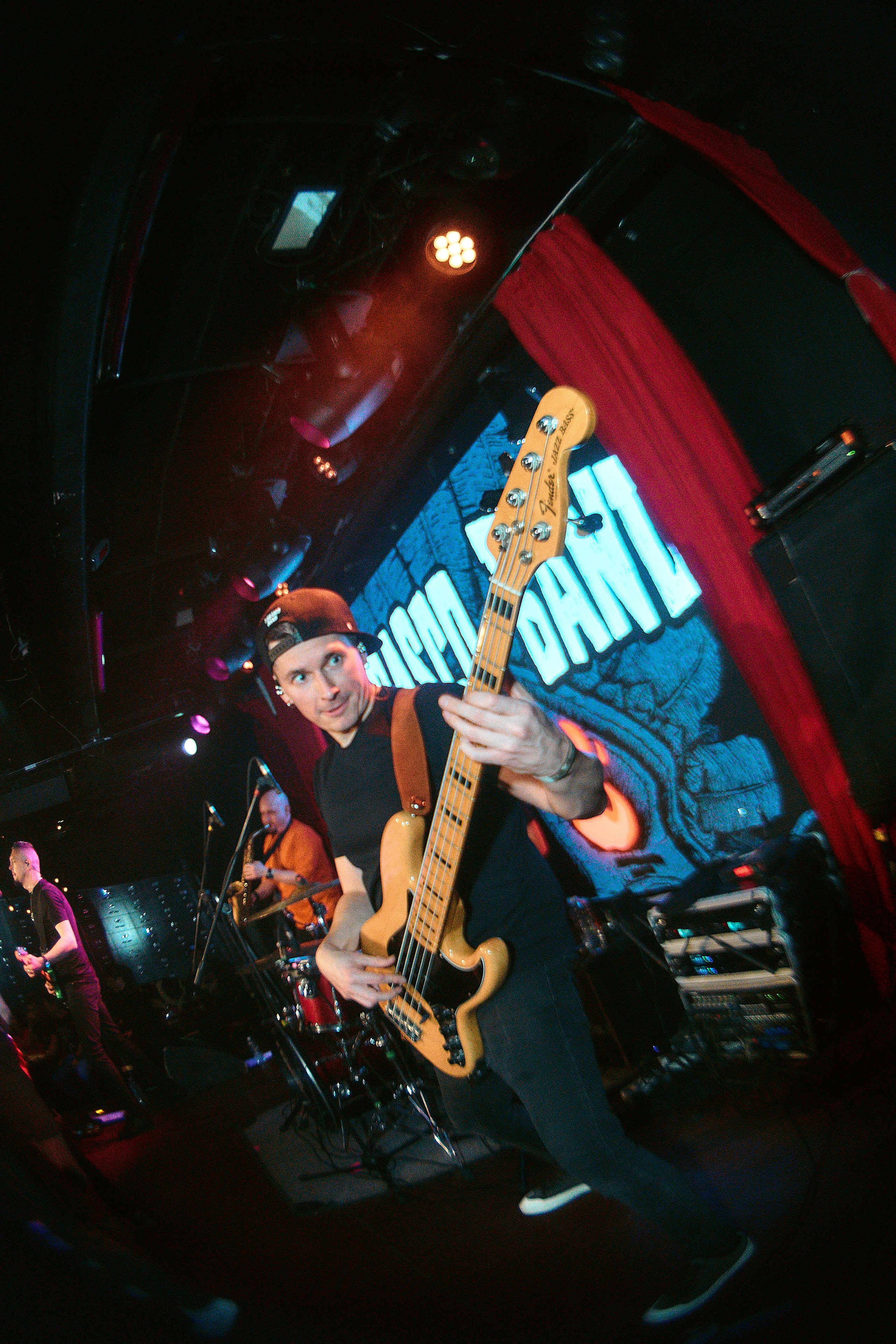 ТАБАСКО БЭНД — 16 ТОНН. Фотография для артистов