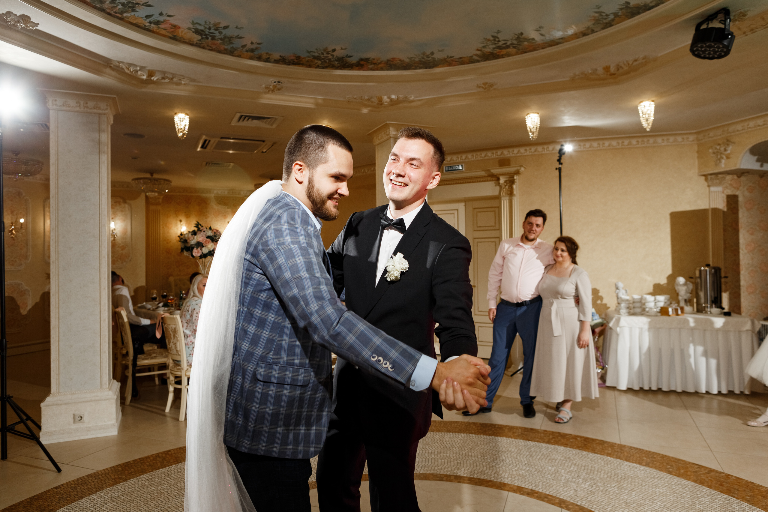 Любовь сквозь города. Фотограф Приступа Татьяна