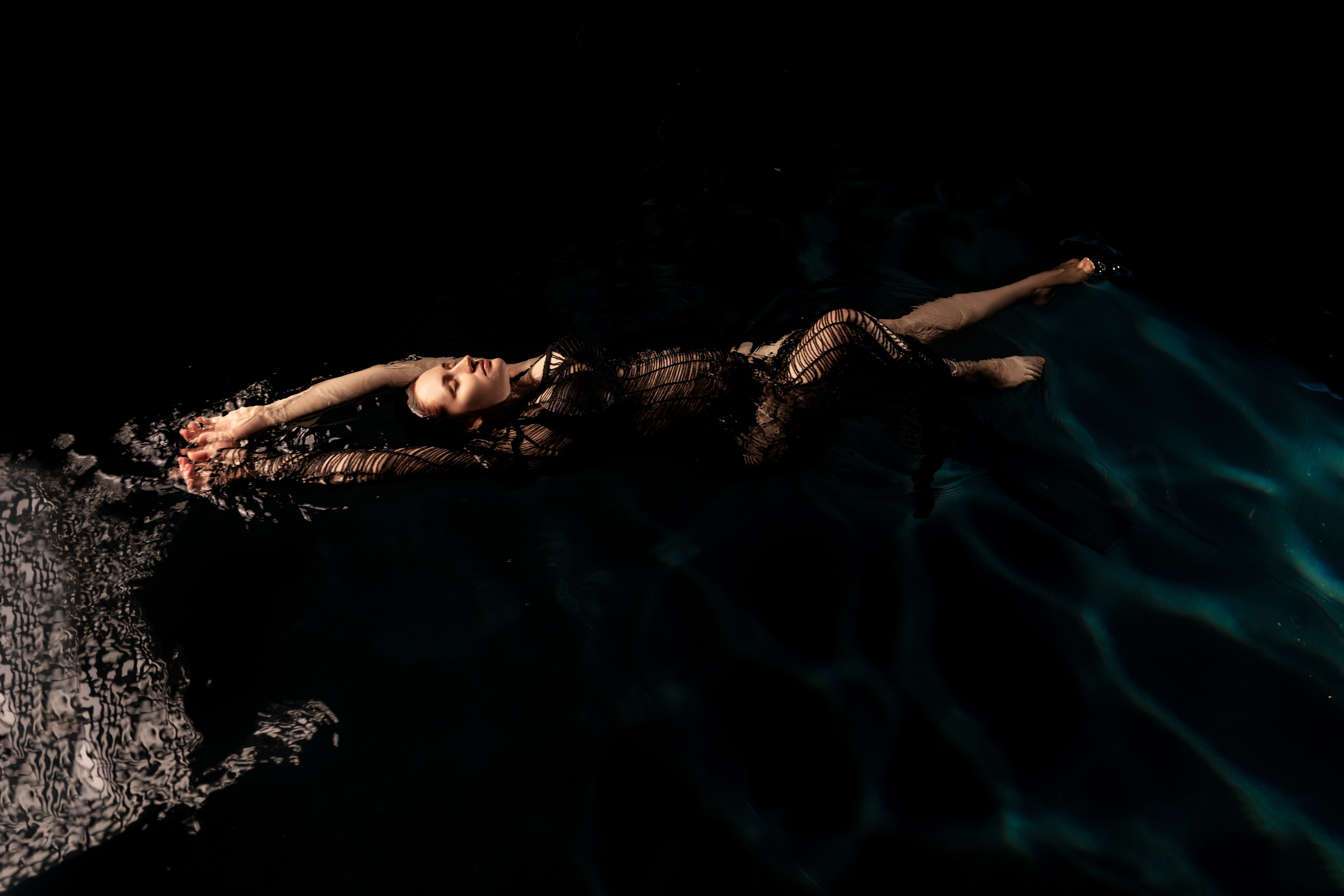 БАССЕЙН. Фотограф Беременности в Краснодаре Кара Артисан