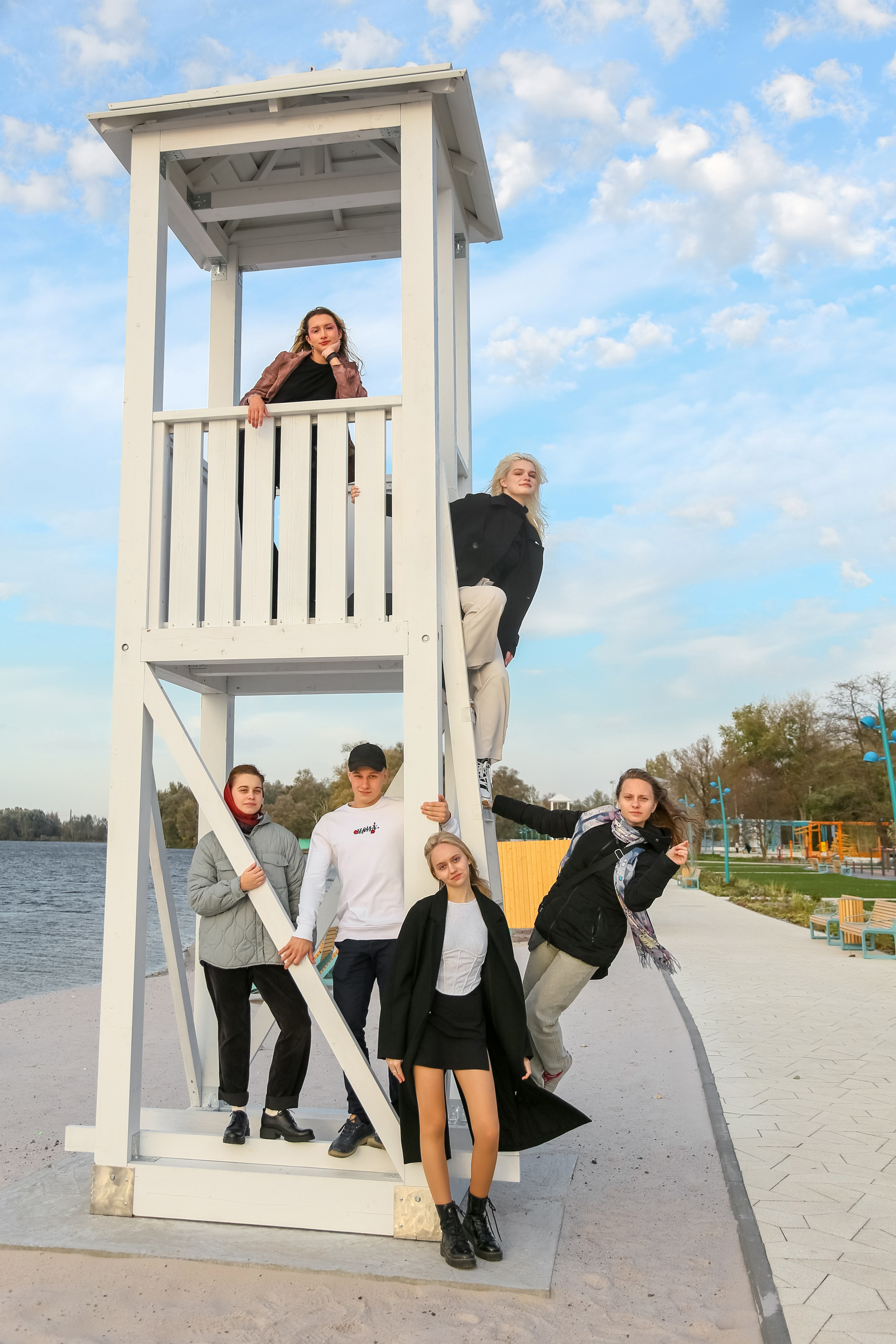 Пляж «Берега». Школьные выпускные альбомы в Белгороде