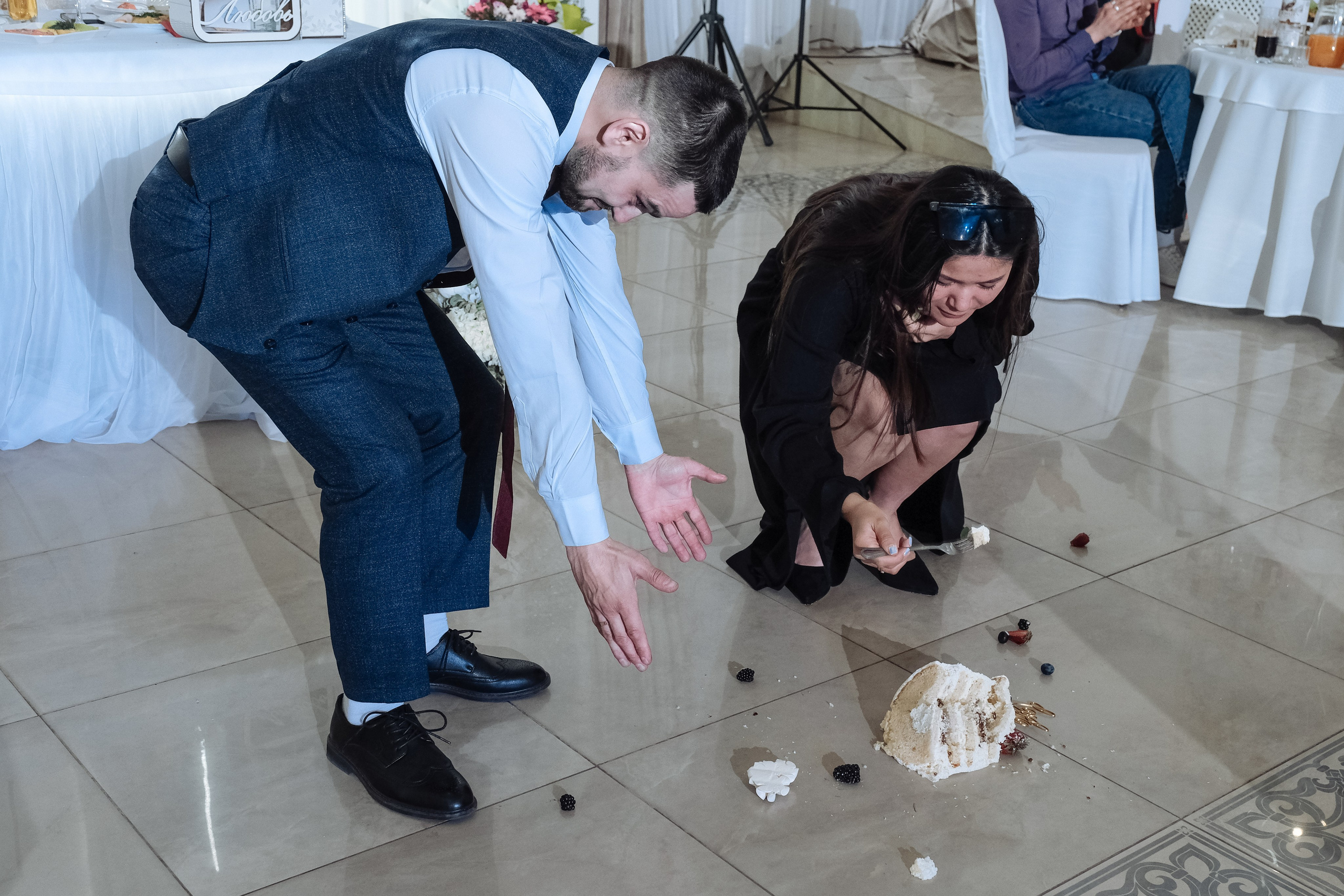 Сергей и Евгения_свадебная фотосессия в Версале. Свадебный фотограф в Челябинске Сырчикова Наталья