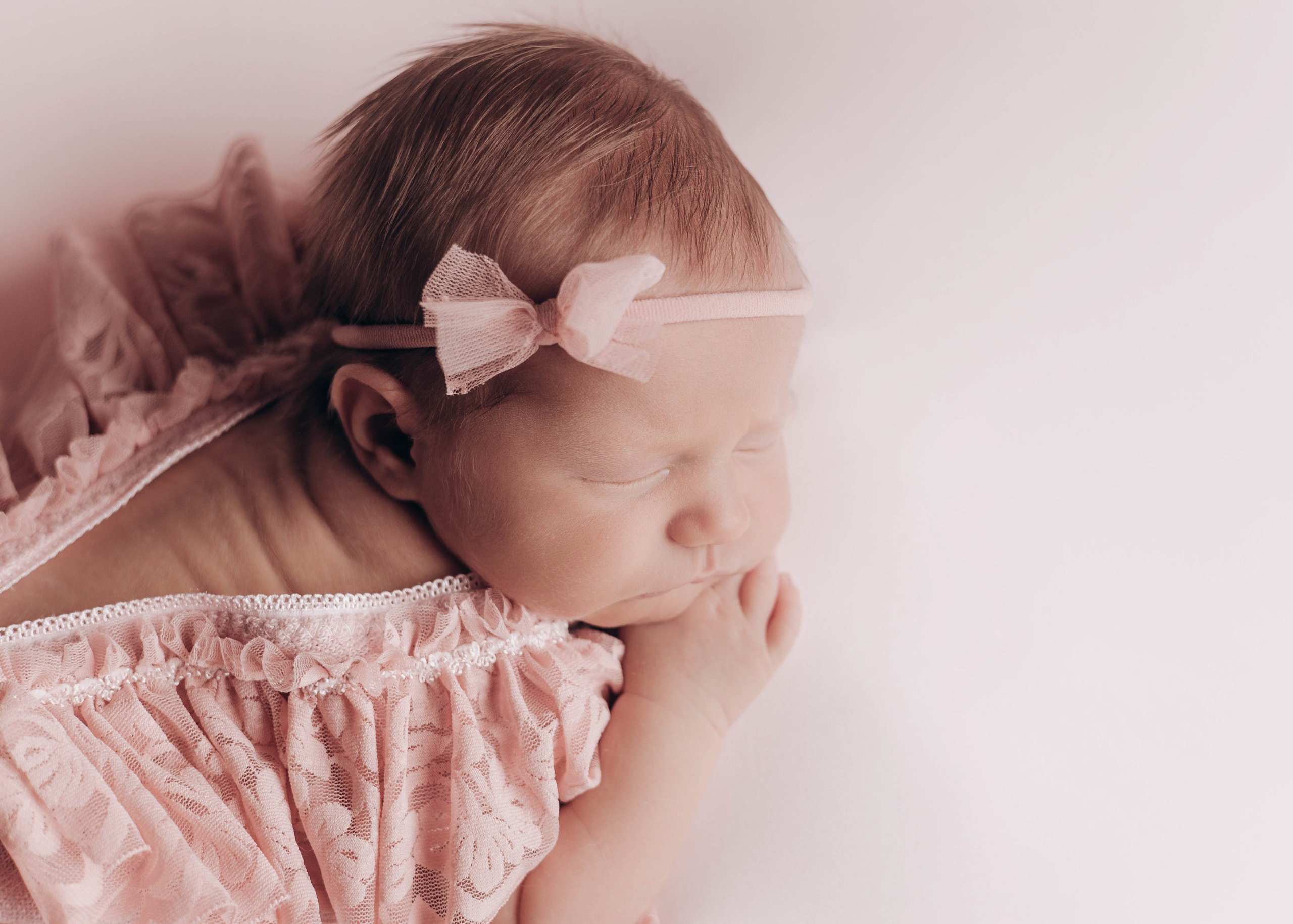 НОВОРОЖДЕННЫЕ МАЛЫШИ. Фотосессия новорожденных в Москве и Московской области