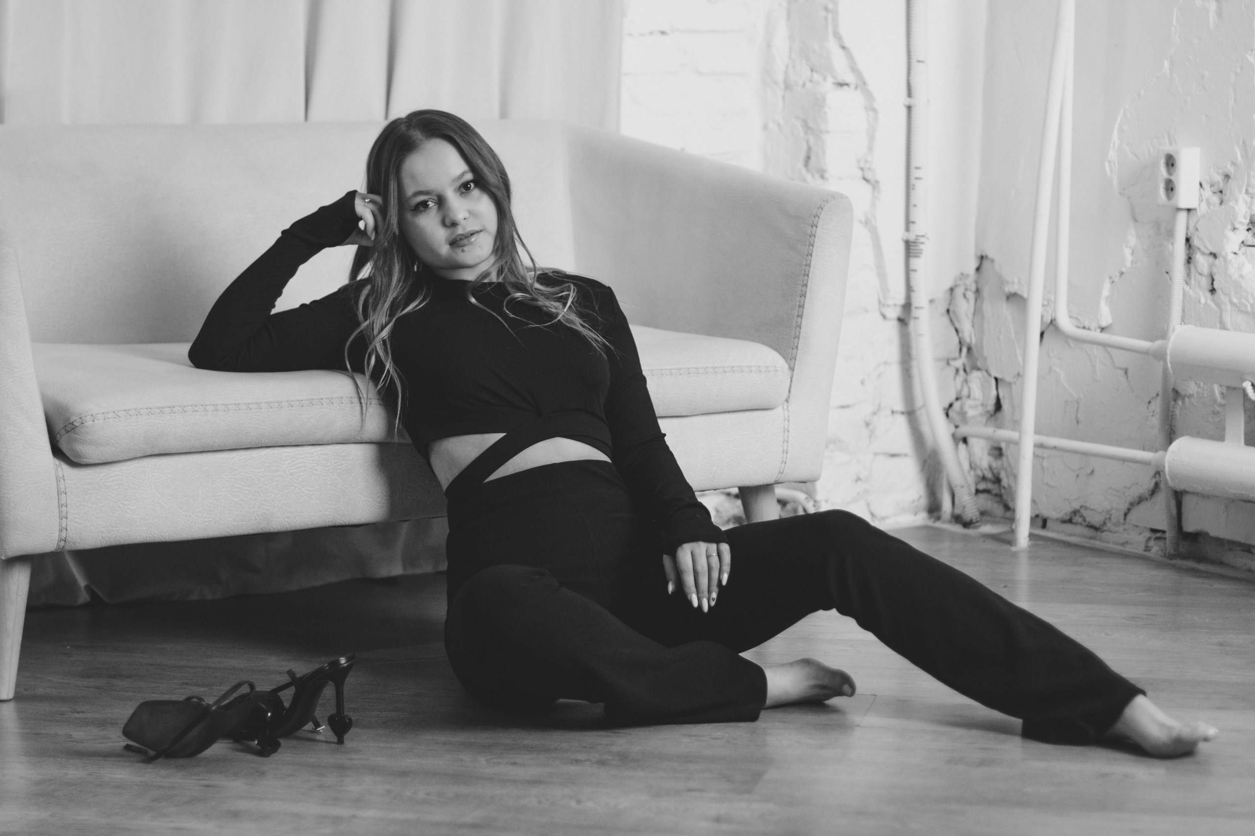 Женский портрет чб студия. Фотограф в Перми Гиренко Людмила