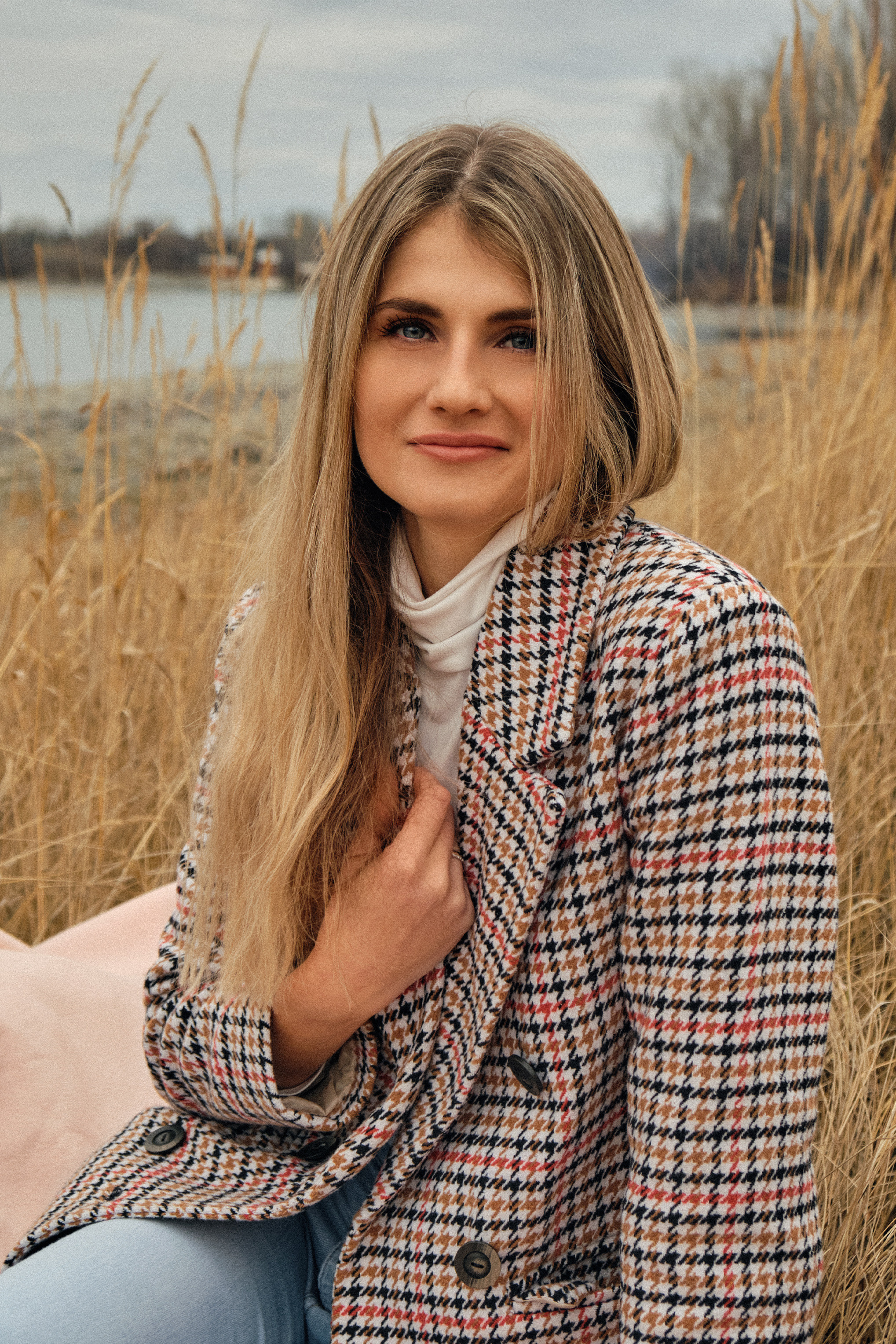 Осенний портрет Саши. Фотосъемка свадеб и семейных фотосессий в Республике Алтай